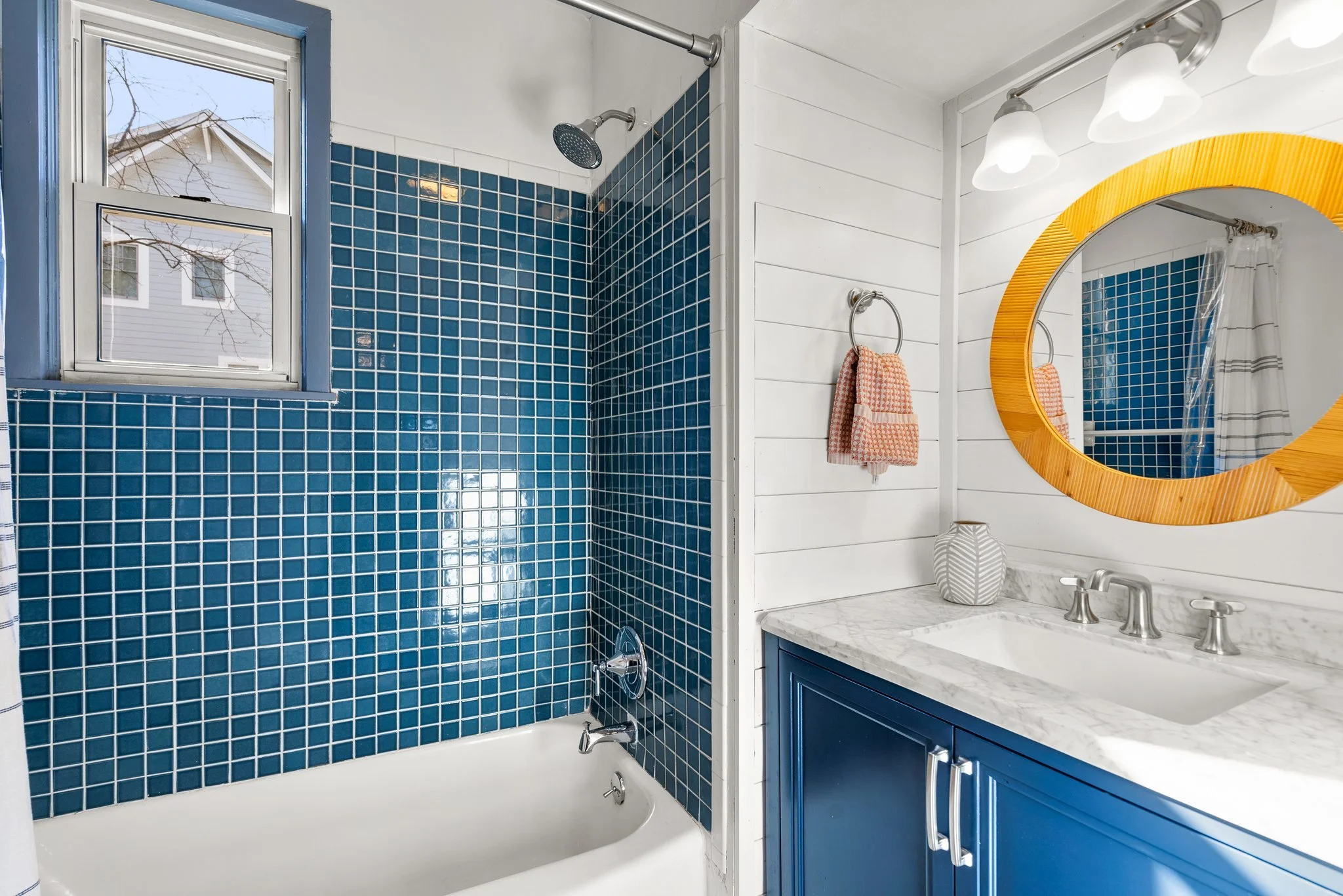 20-web-or-mls-20. 7406 Carroll Ave.jpg