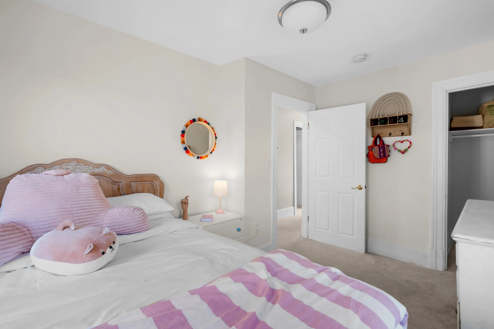 28-web-or-mls-28. 7406 Carroll Ave.jpg