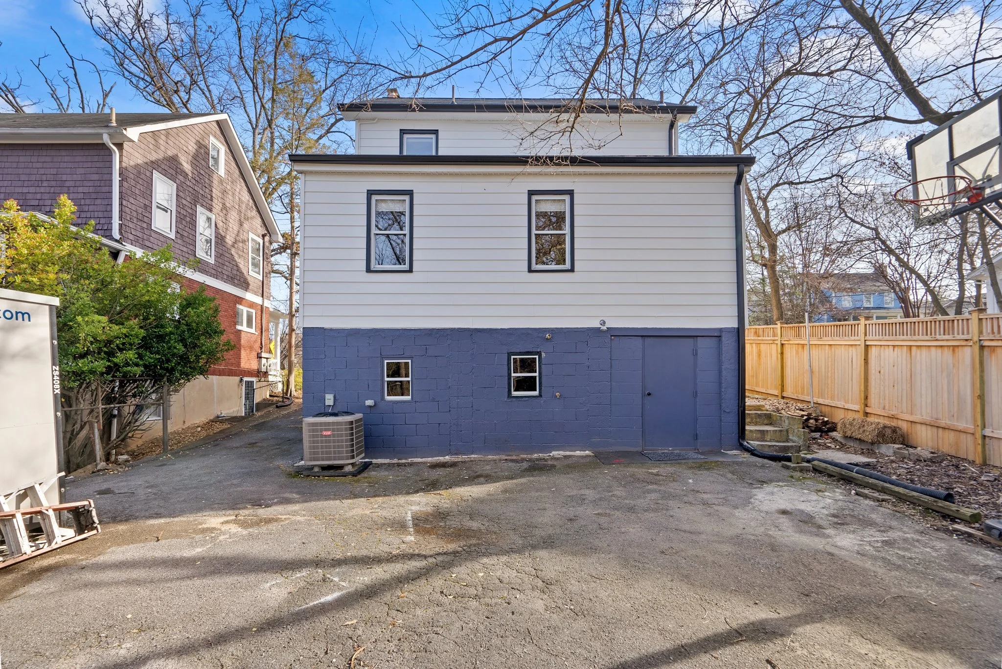 41-web-or-mls-41. 7406 Carroll Ave.jpg
