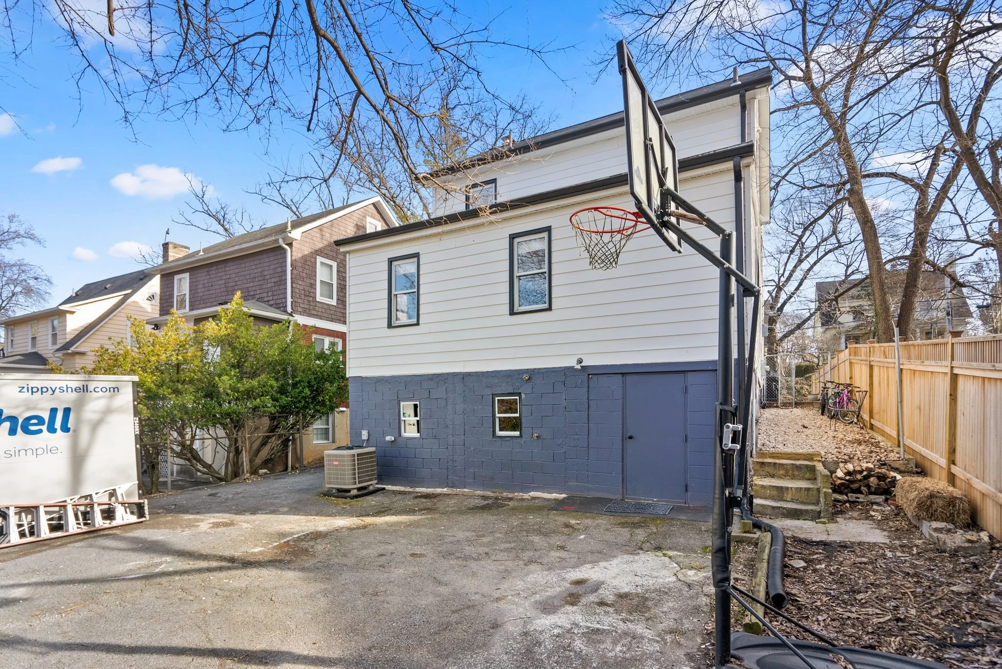 42-web-or-mls-42. 7406 Carroll Ave.jpg
