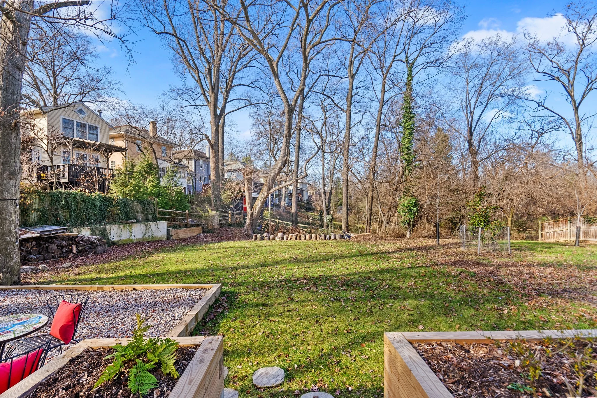 43-web-or-mls-43. 7406 Carroll Ave.jpg