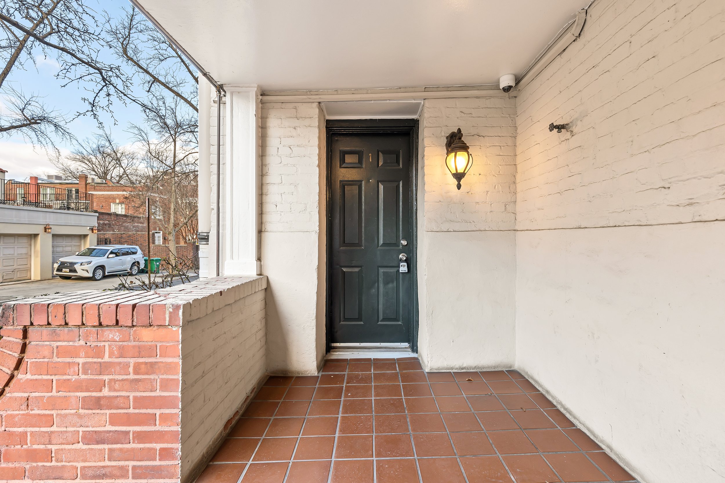 2141 Wyoming Ave NW 1-0004.jpg