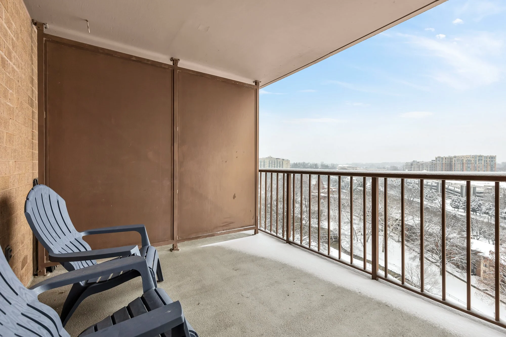 10101 Grosvenor Pl 1414-0024.jpg