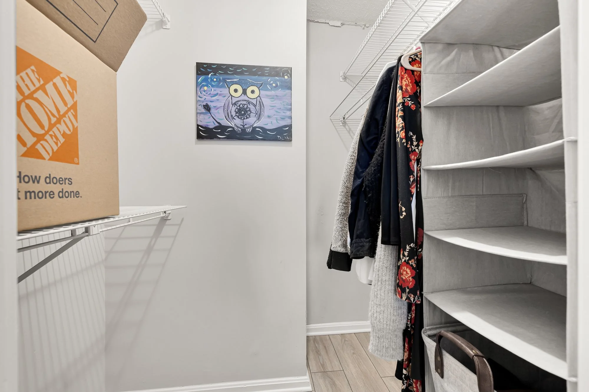 10101 Grosvenor Pl 1414-0034.jpg