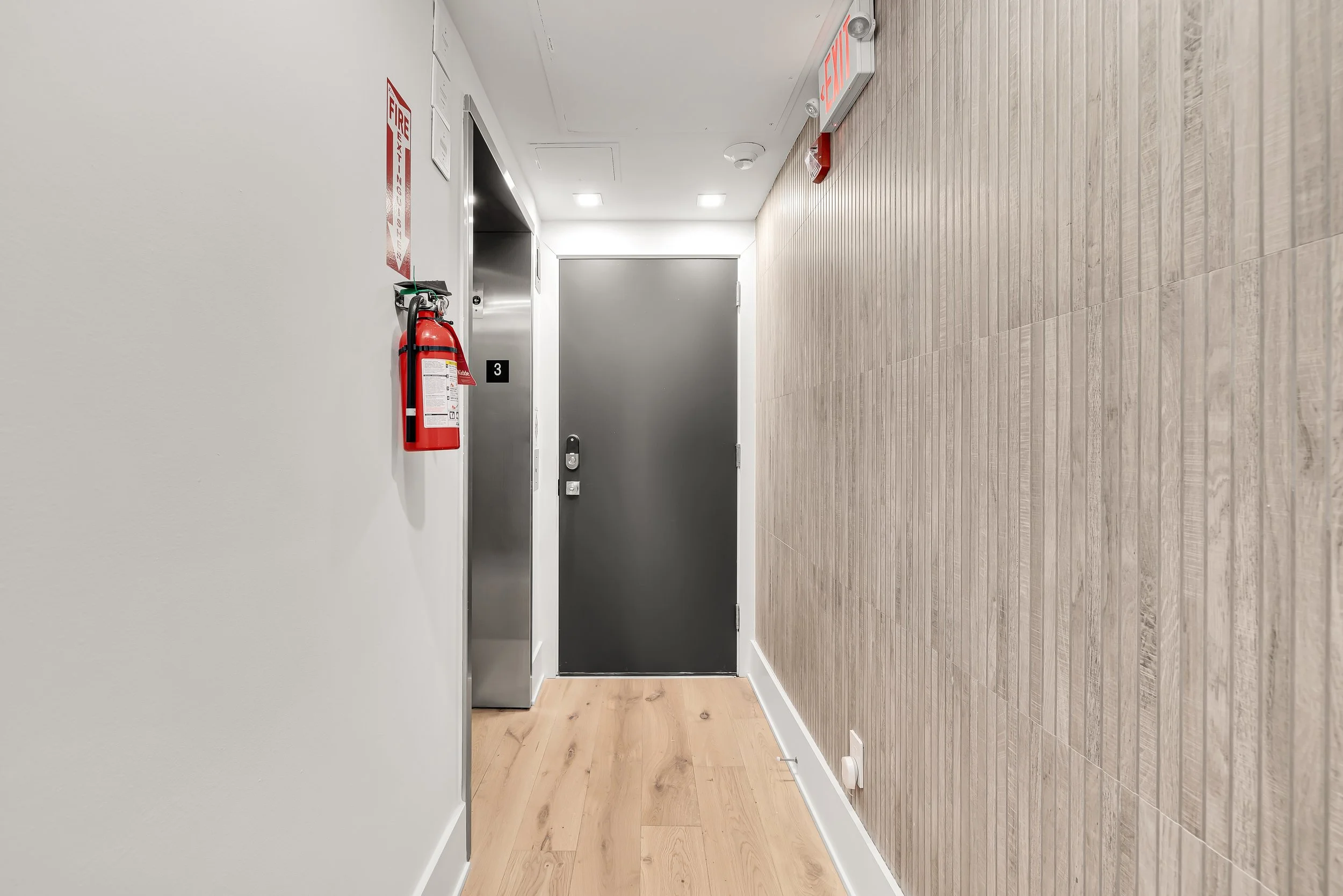 1460 Rhode Island Ave NW P8-0005.jpg