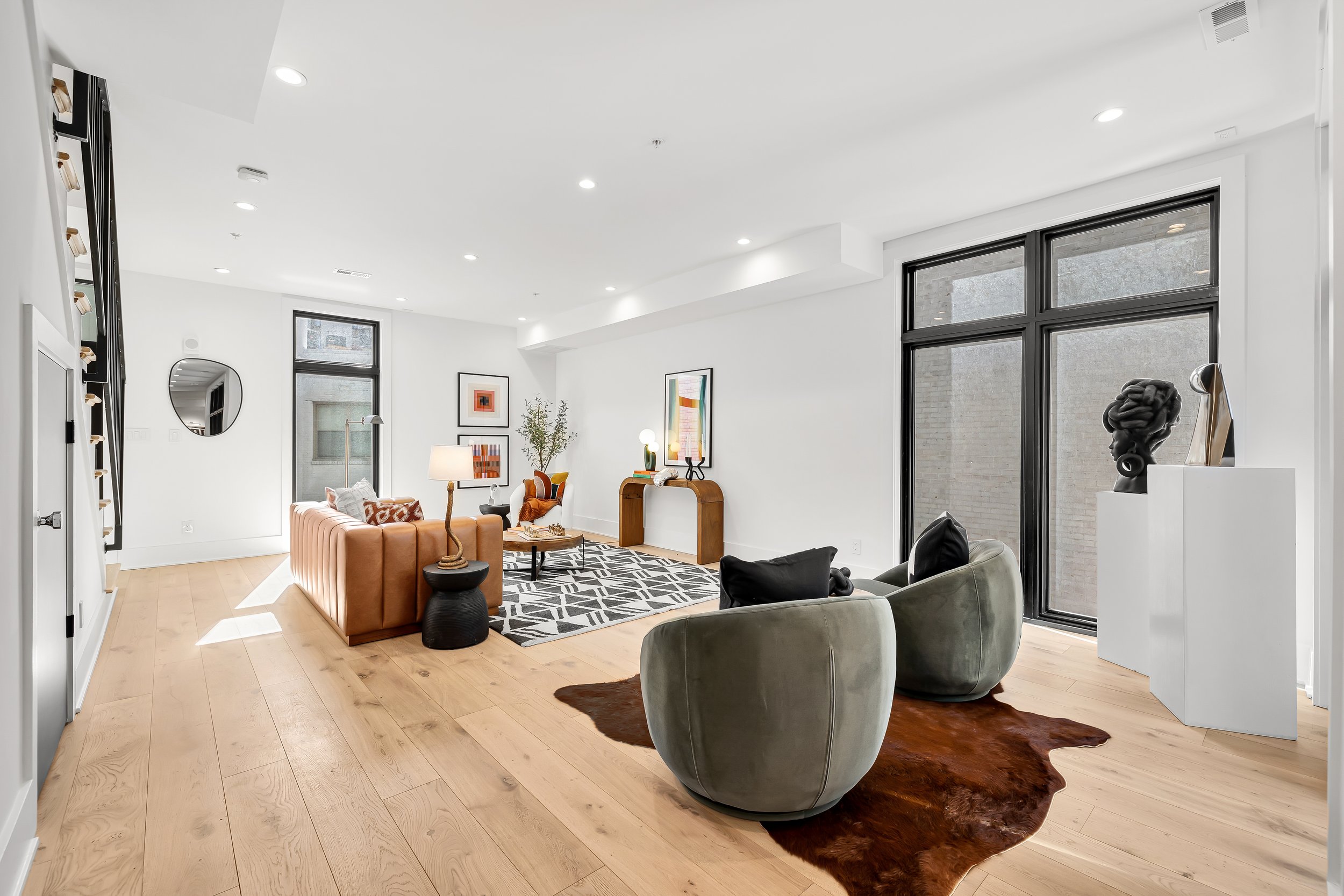 1460 Rhode Island Ave NW P8-0017.jpg