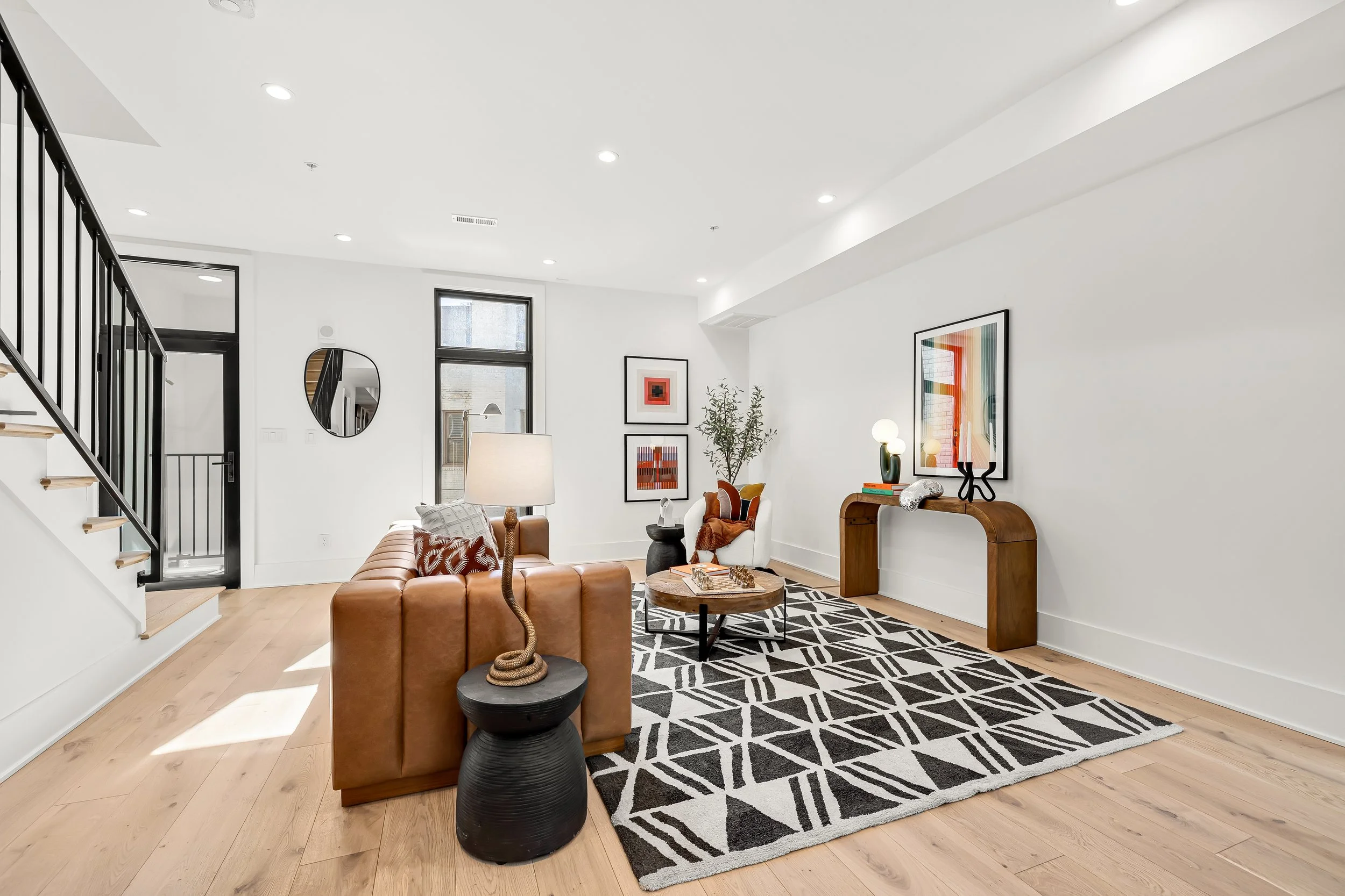 1460 Rhode Island Ave NW P8-0021.jpg