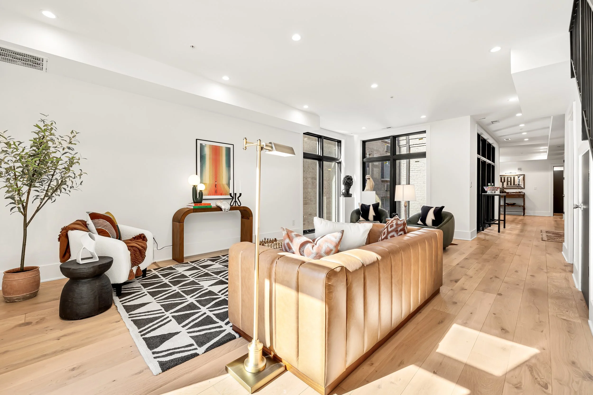 1460 Rhode Island Ave NW P8-0026.jpg
