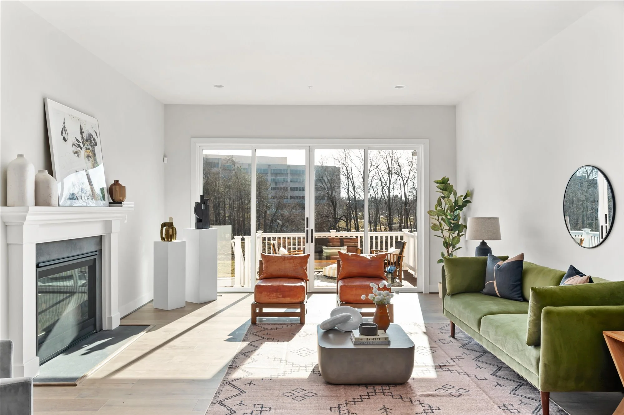 19-1003CrownParkAve0019.jpg