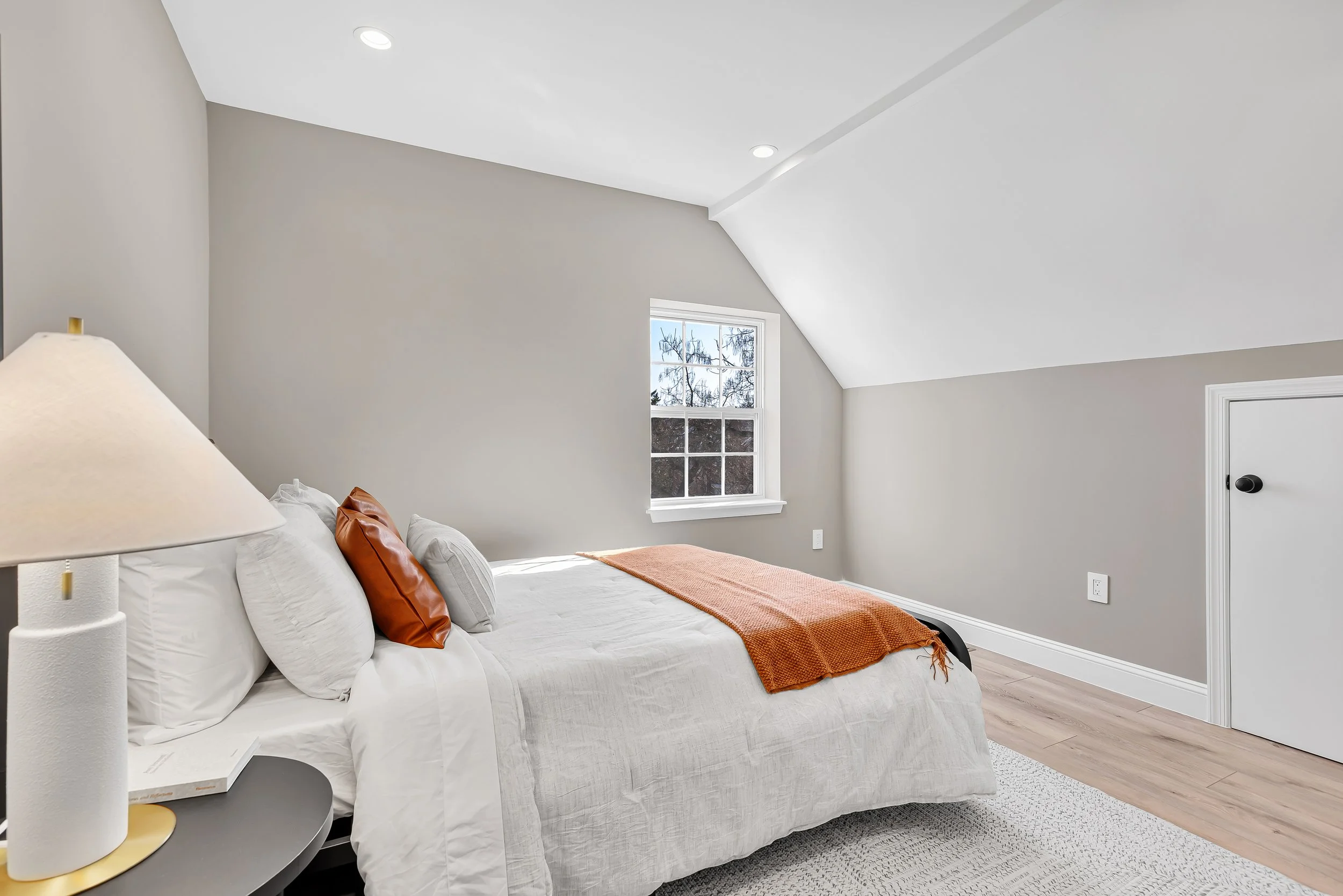 1117 46th St NE-0040.jpg