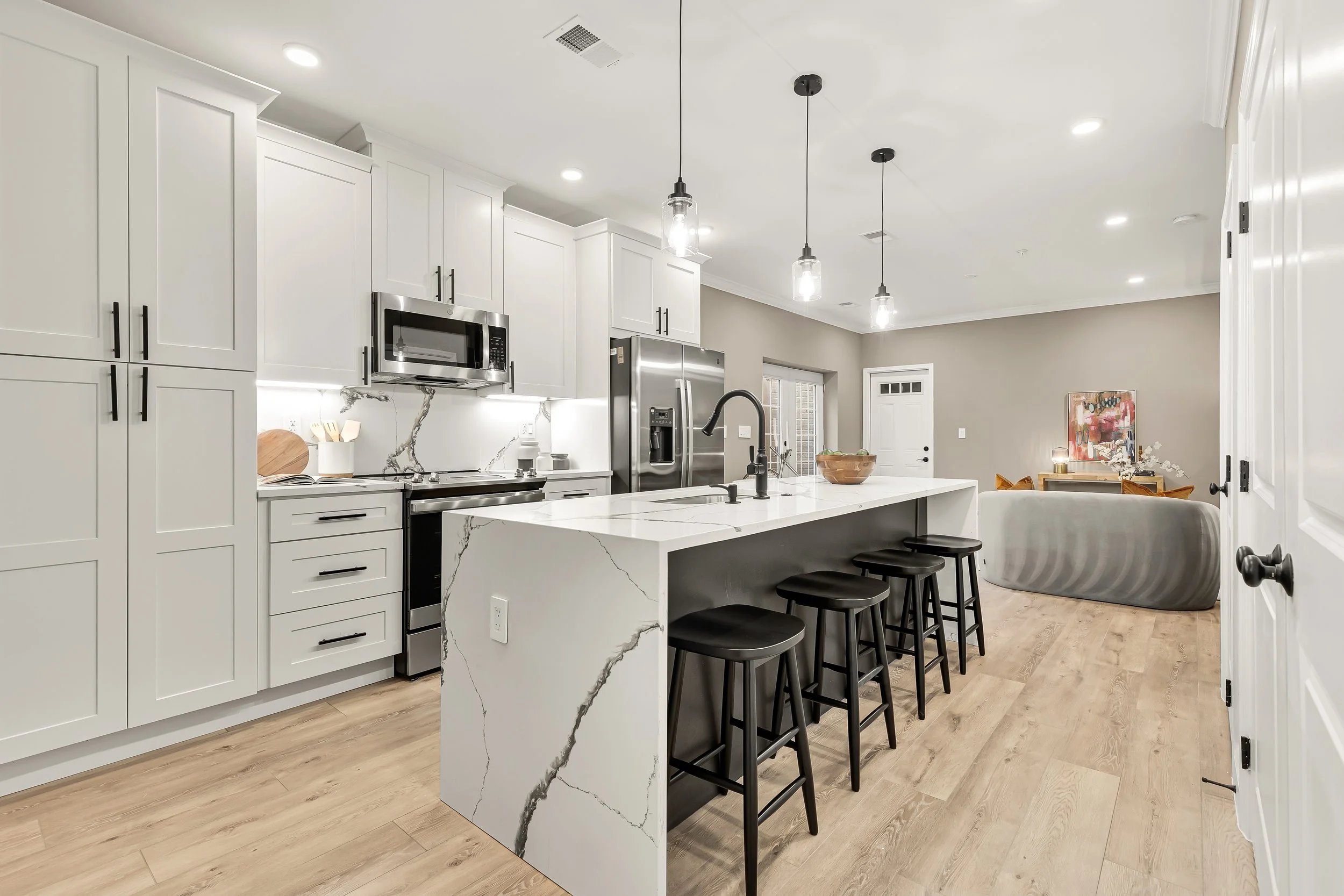 1117 46th St NE-0055.jpg
