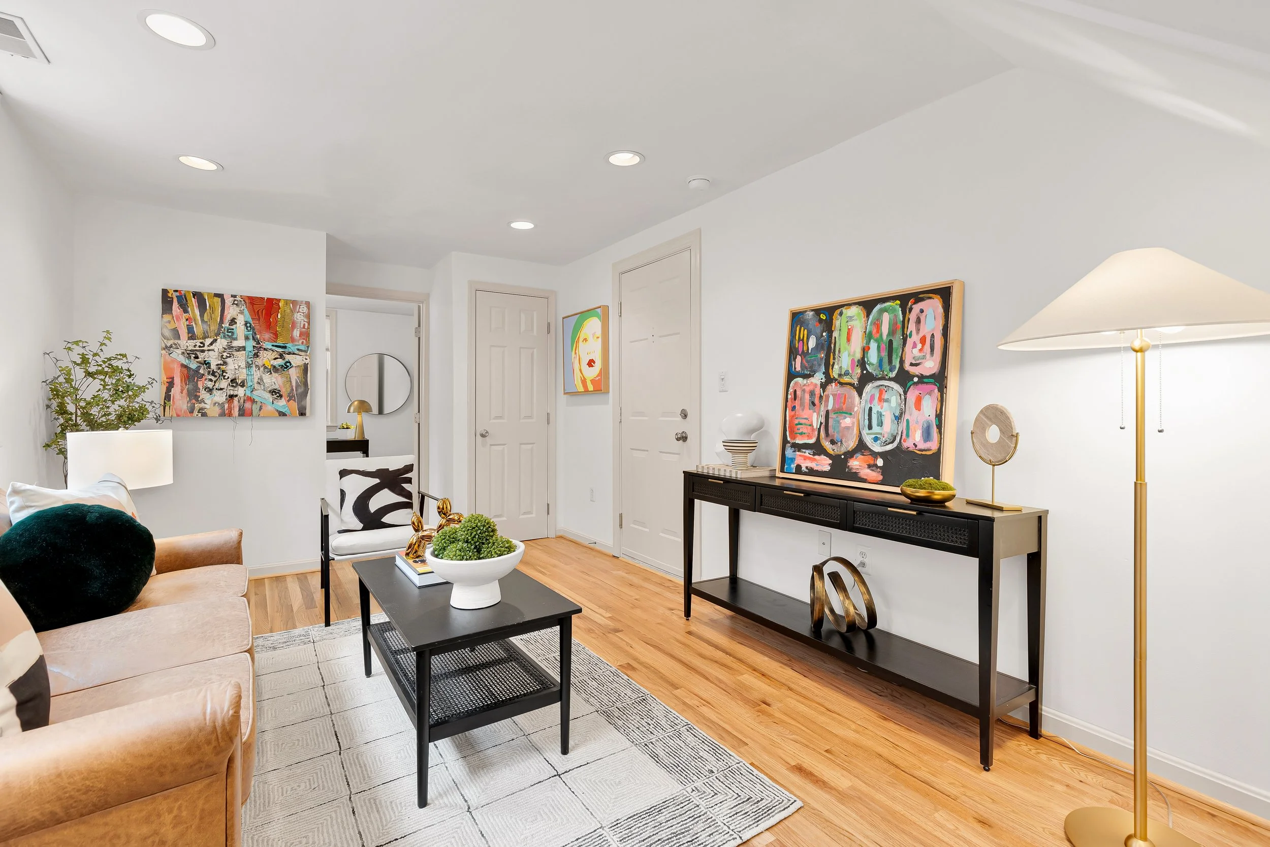 1030 Fairmont St NW 104-0009.jpg