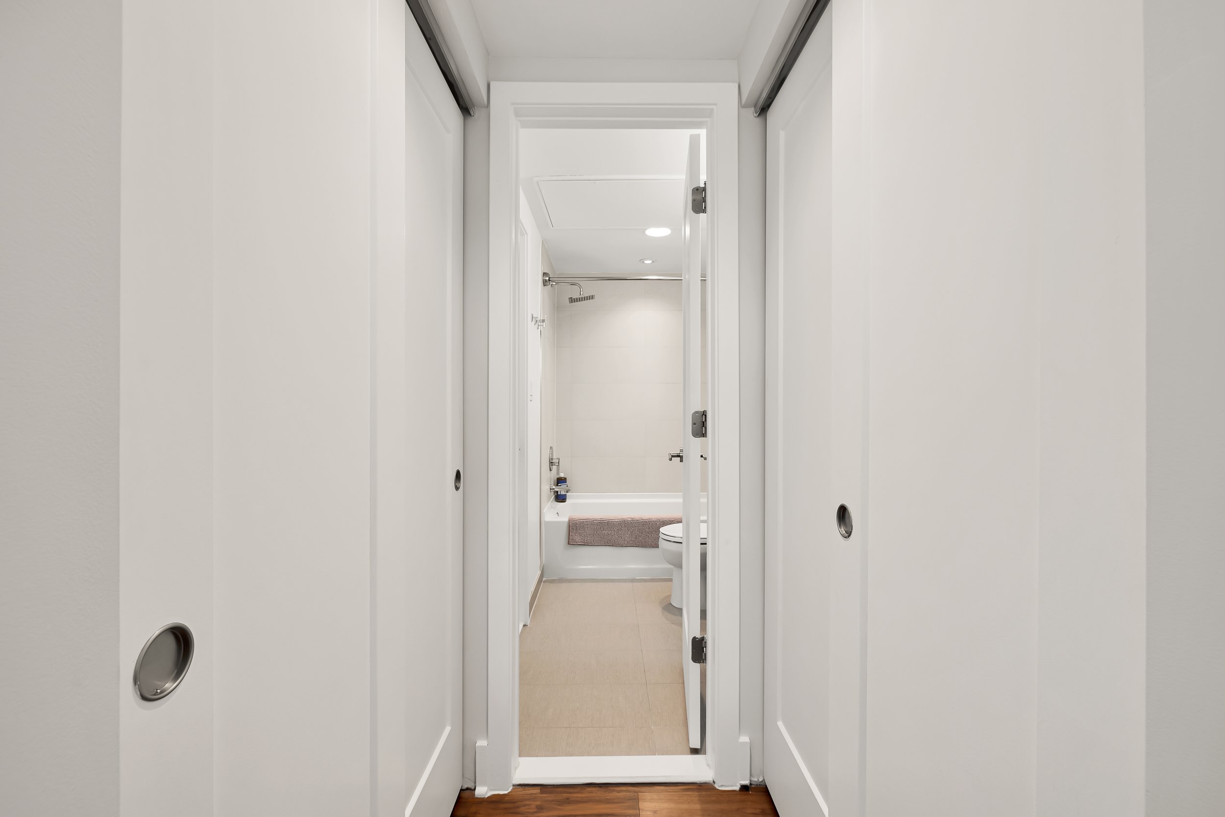 2331 15th St NW 305N-0027.jpg
