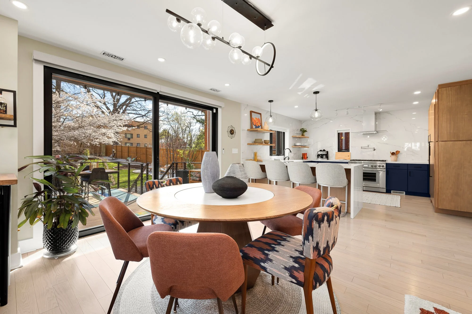 8215 Roanoke Ave Reshoot-0016.jpg