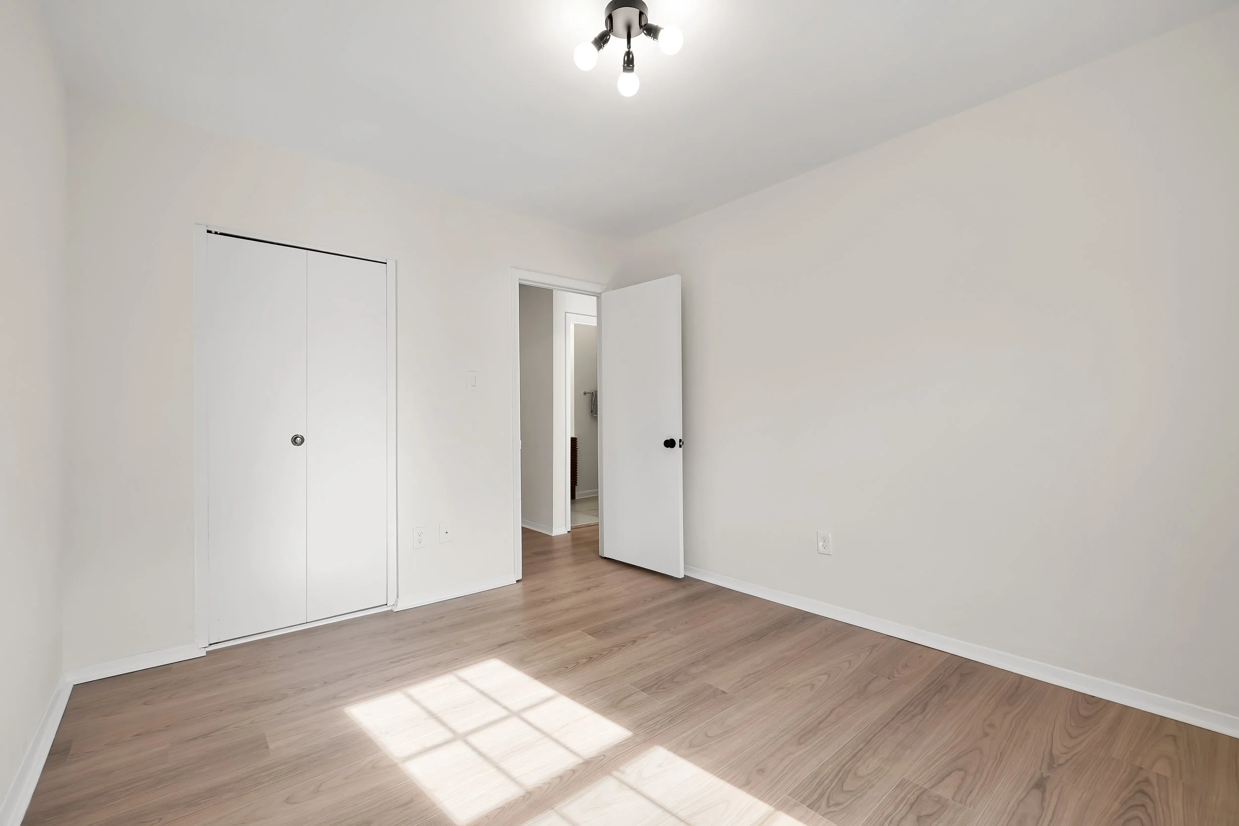 11961 Heathcote Ct-0033.jpg