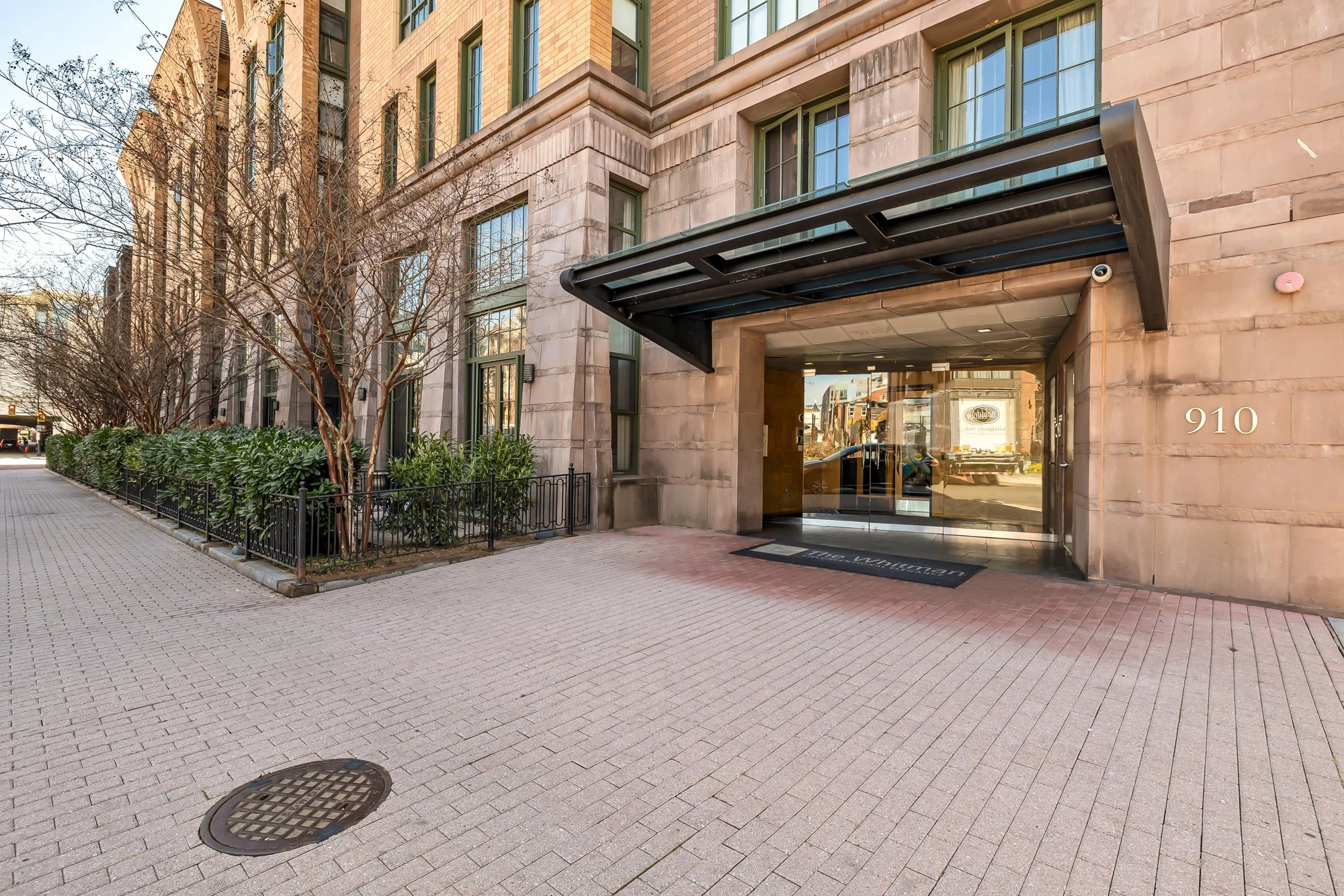 910 M St NW 208-0002.jpg