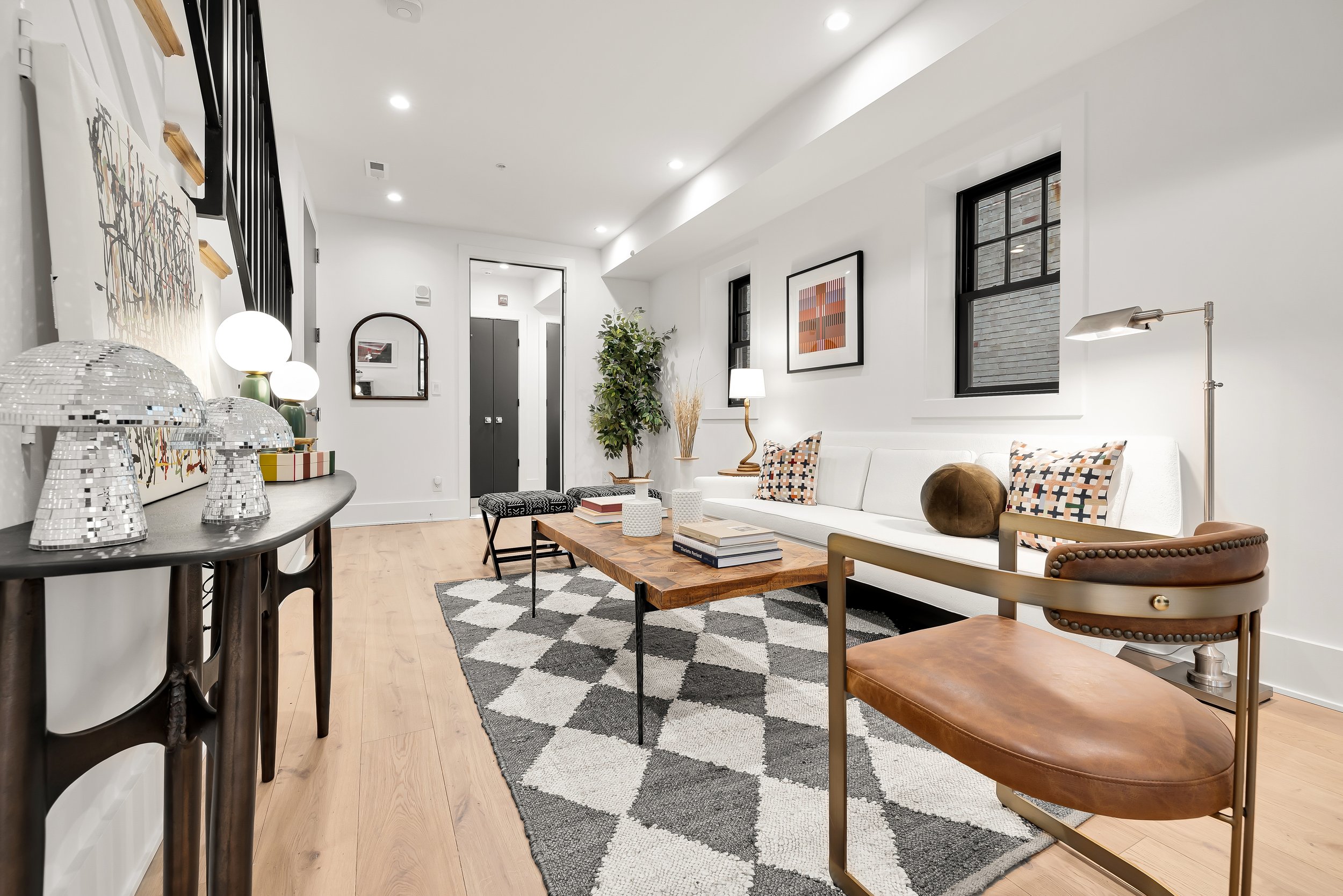 1460 Rhode Island Ave NW PH7-0008.jpg