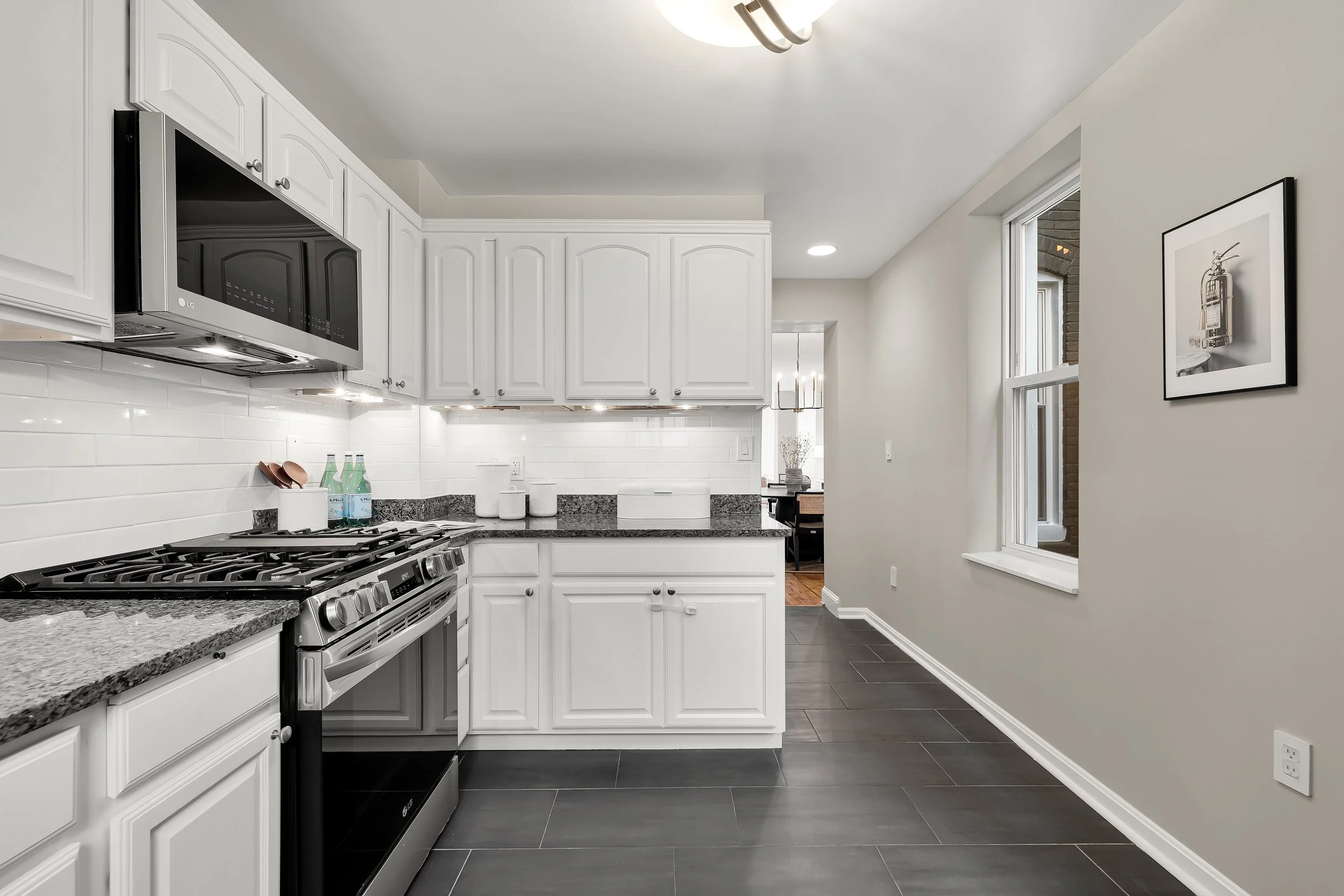1522 10th St NW-0021.jpg
