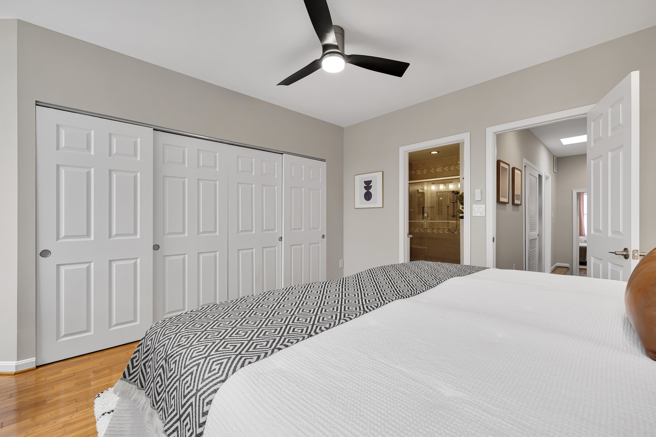 1522 10th St NW-0034.jpg