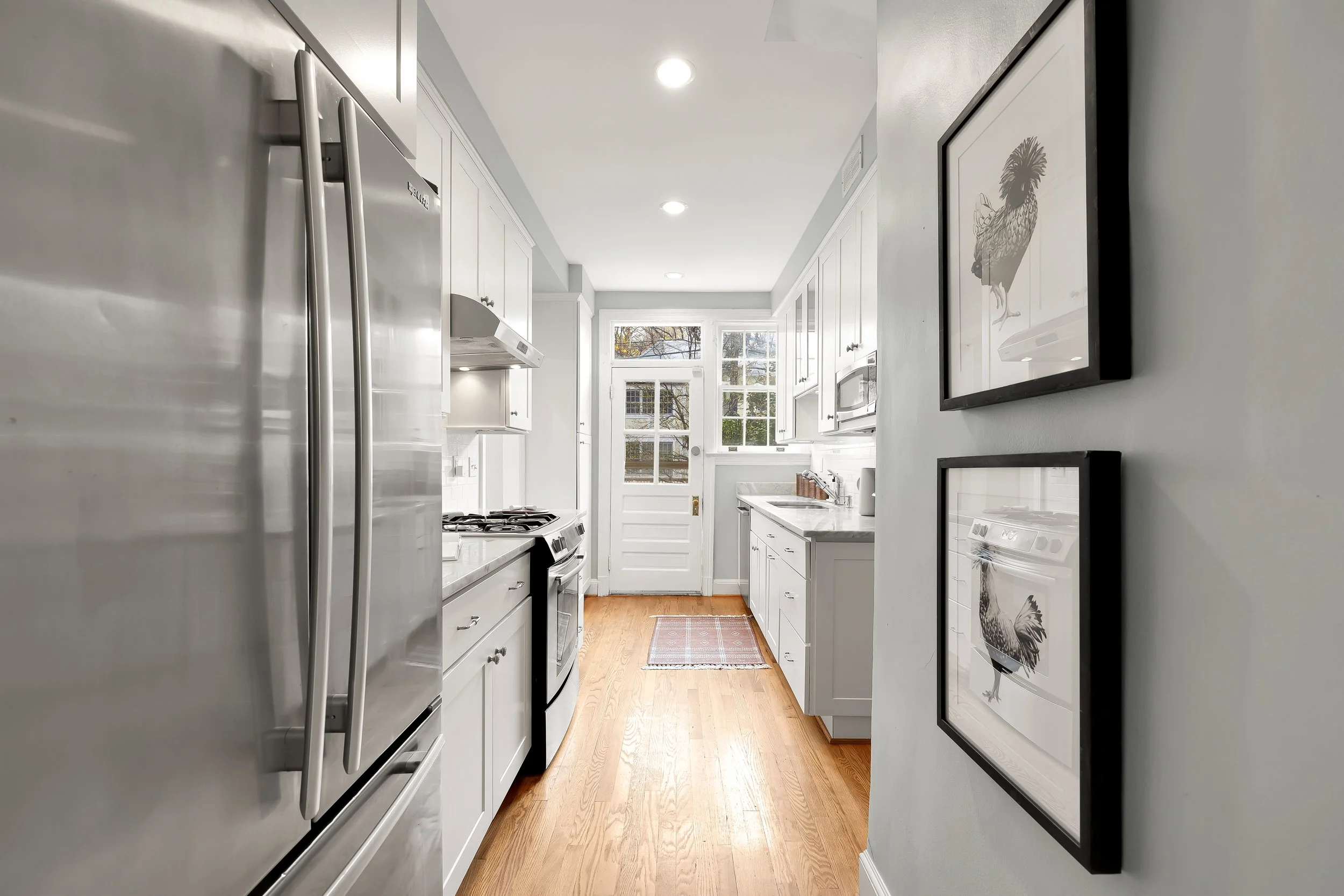 2921 Cathedral Ave NW-0027.jpg