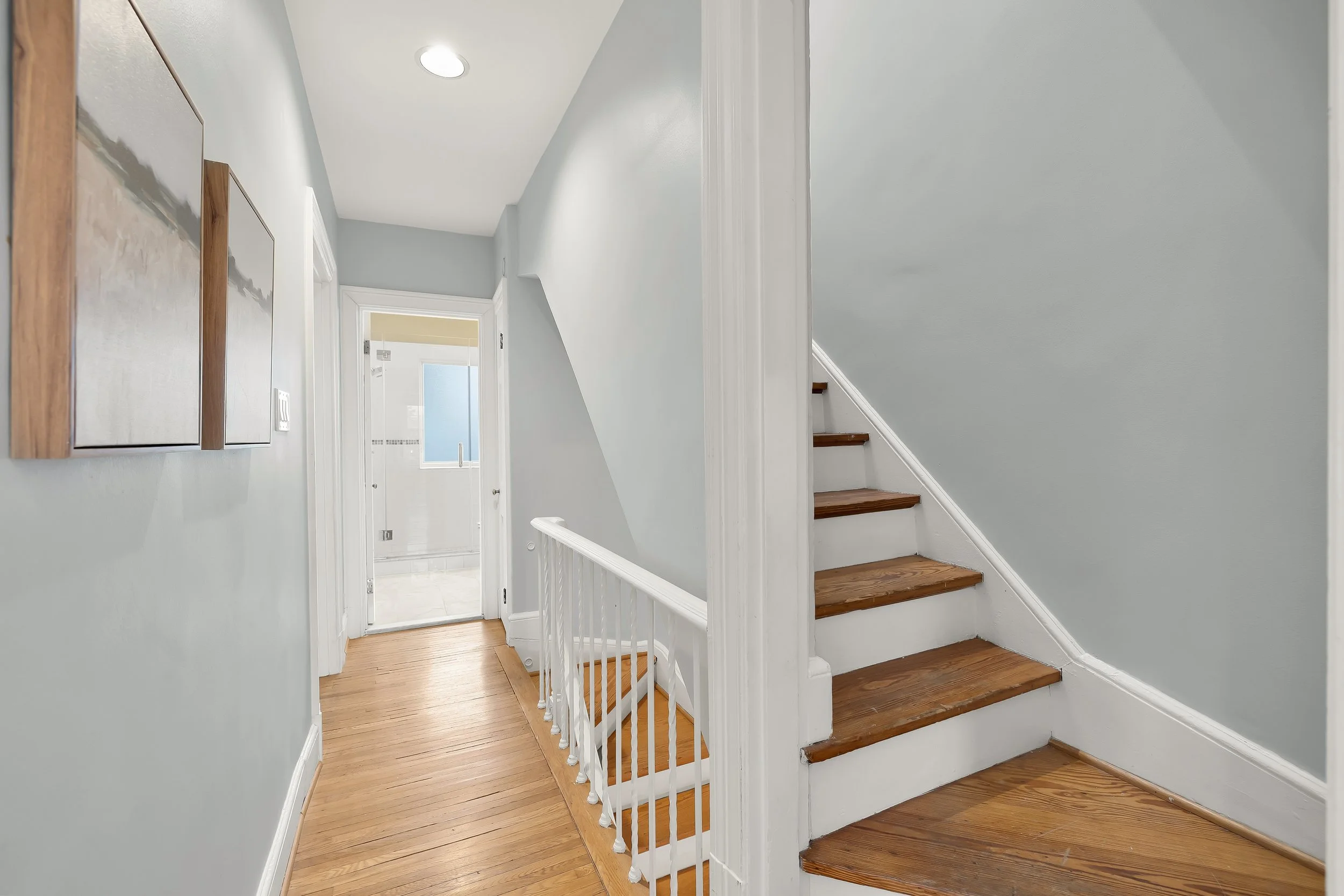 2921 Cathedral Ave NW-0028.jpg