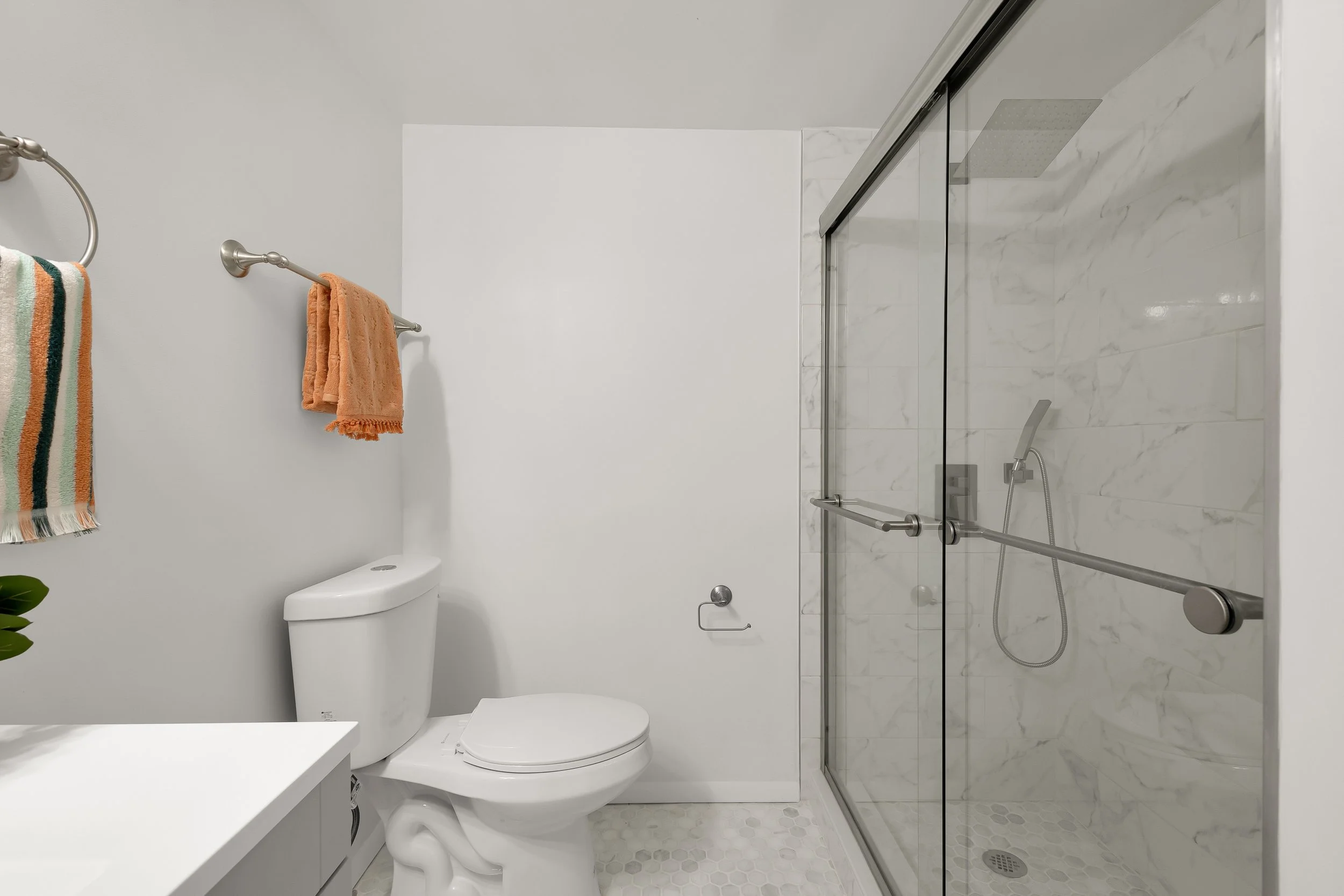 9250 Edwards Way 208A-0024.jpg