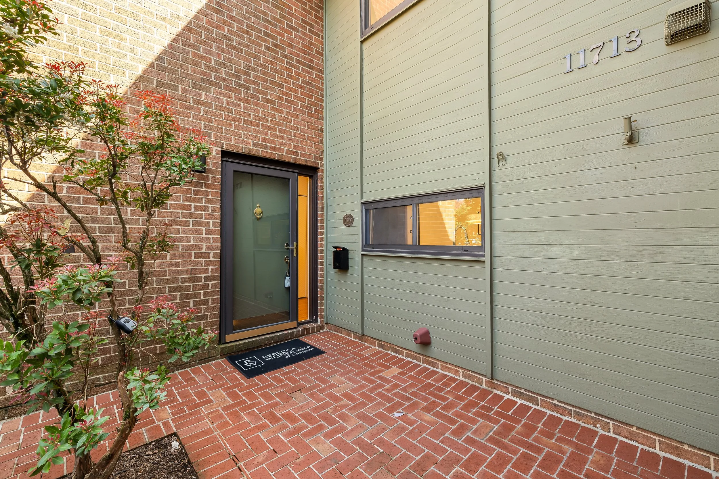 11713 Indian Ridge Rd-0003.jpg