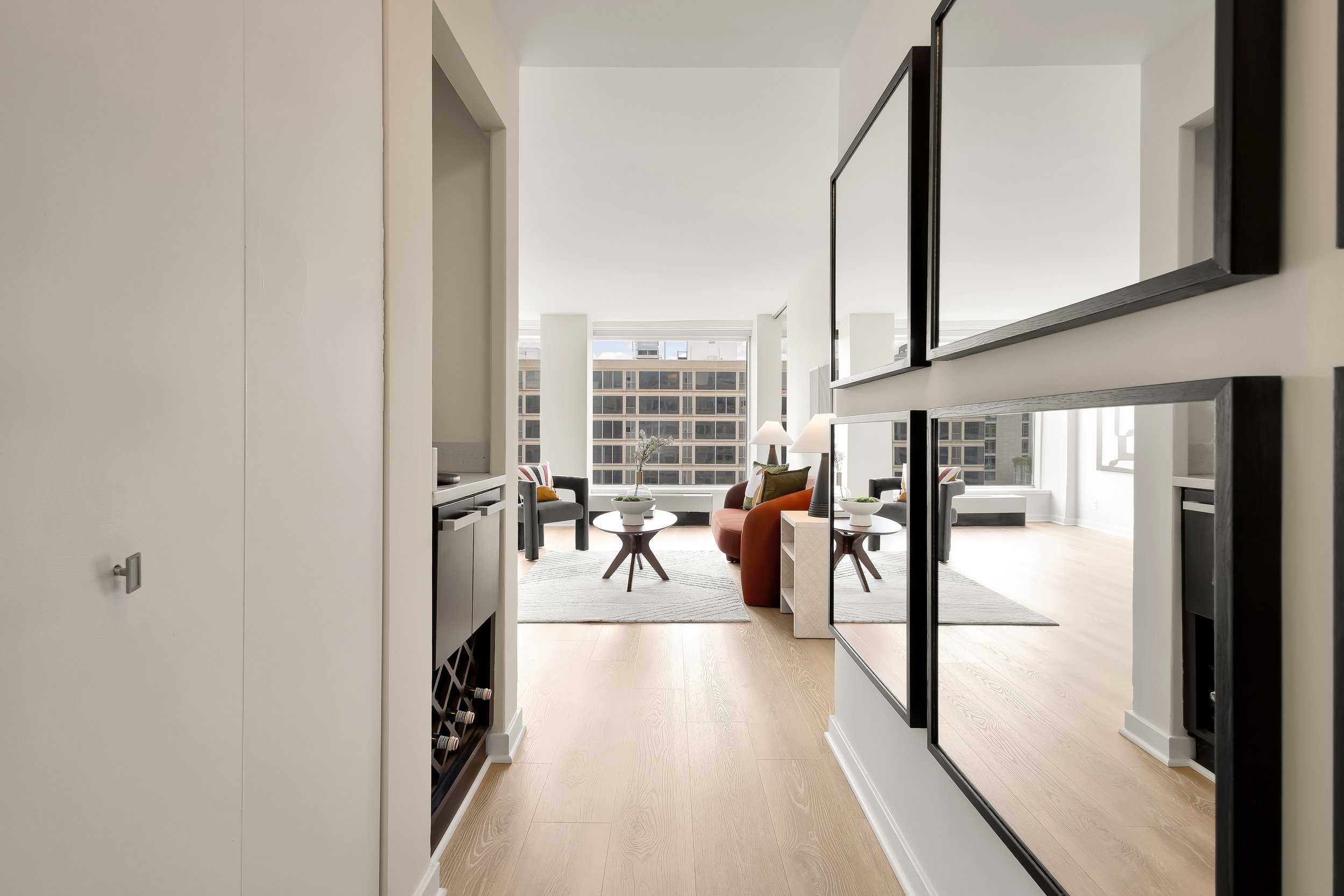 1101 3rd St SW 601-0006.jpg