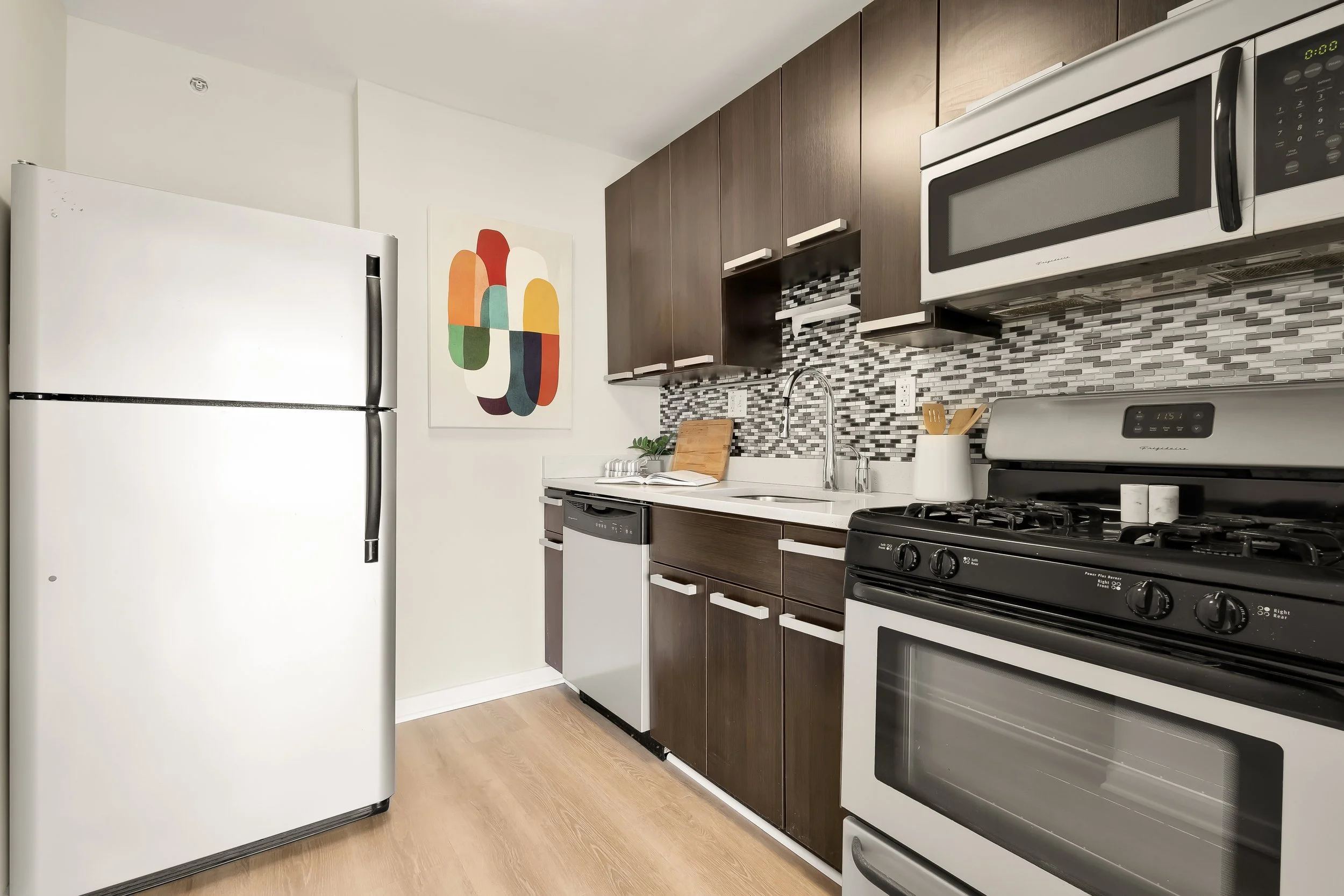 1101 3rd St SW 601-0016.jpg