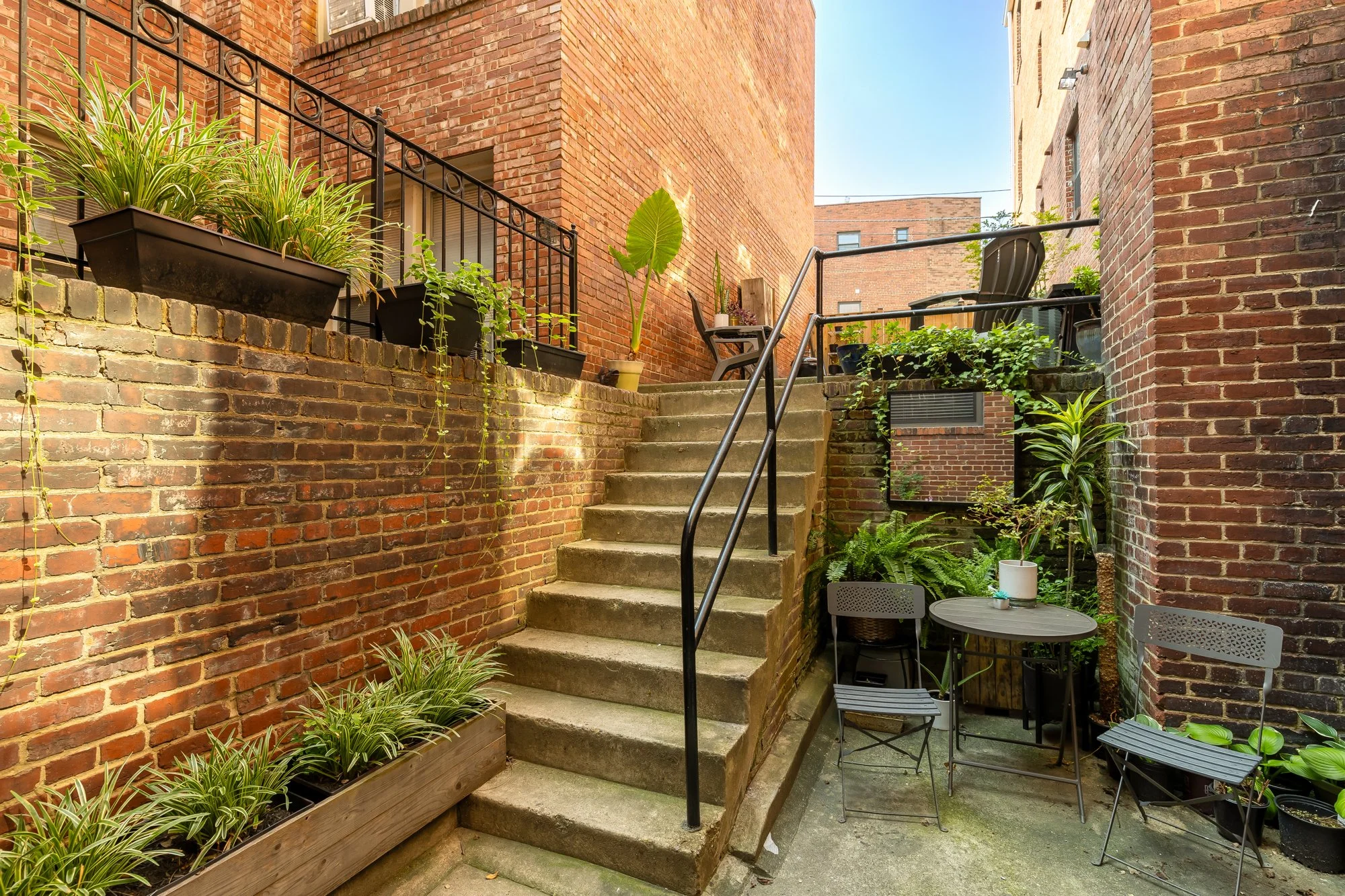5611 5th St NW L2-0030.jpg