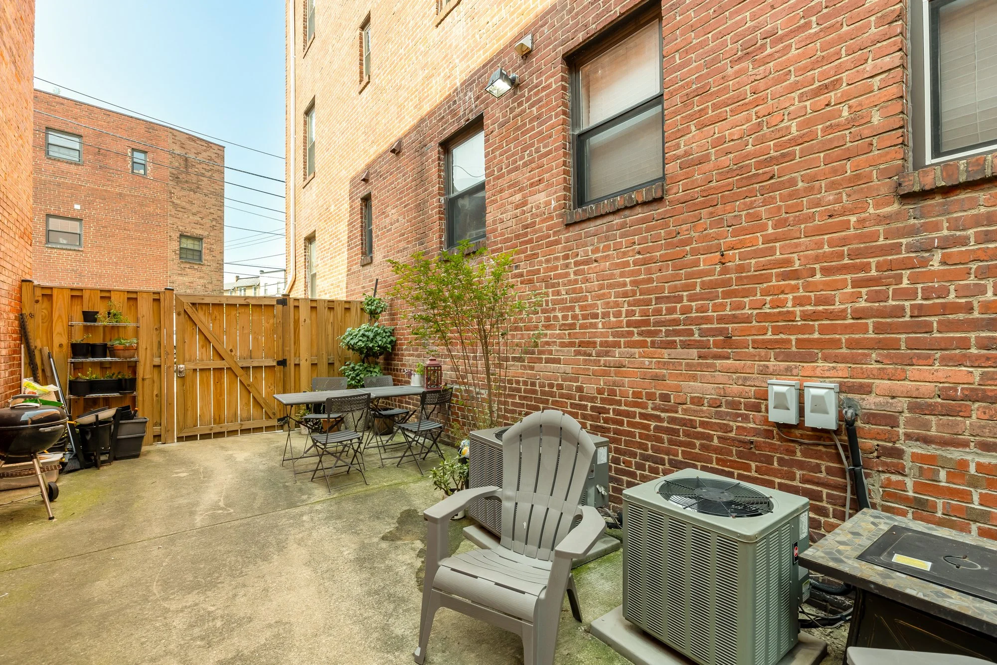 5611 5th St NW L2-0031.jpg
