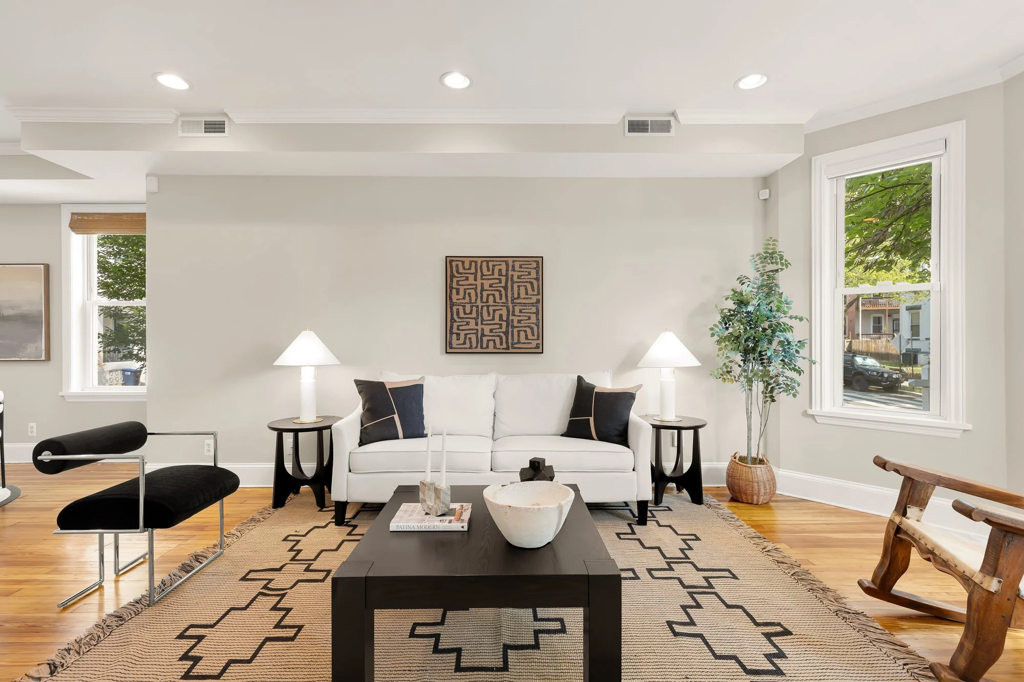 1012 10th St NE Staged-0006.jpg