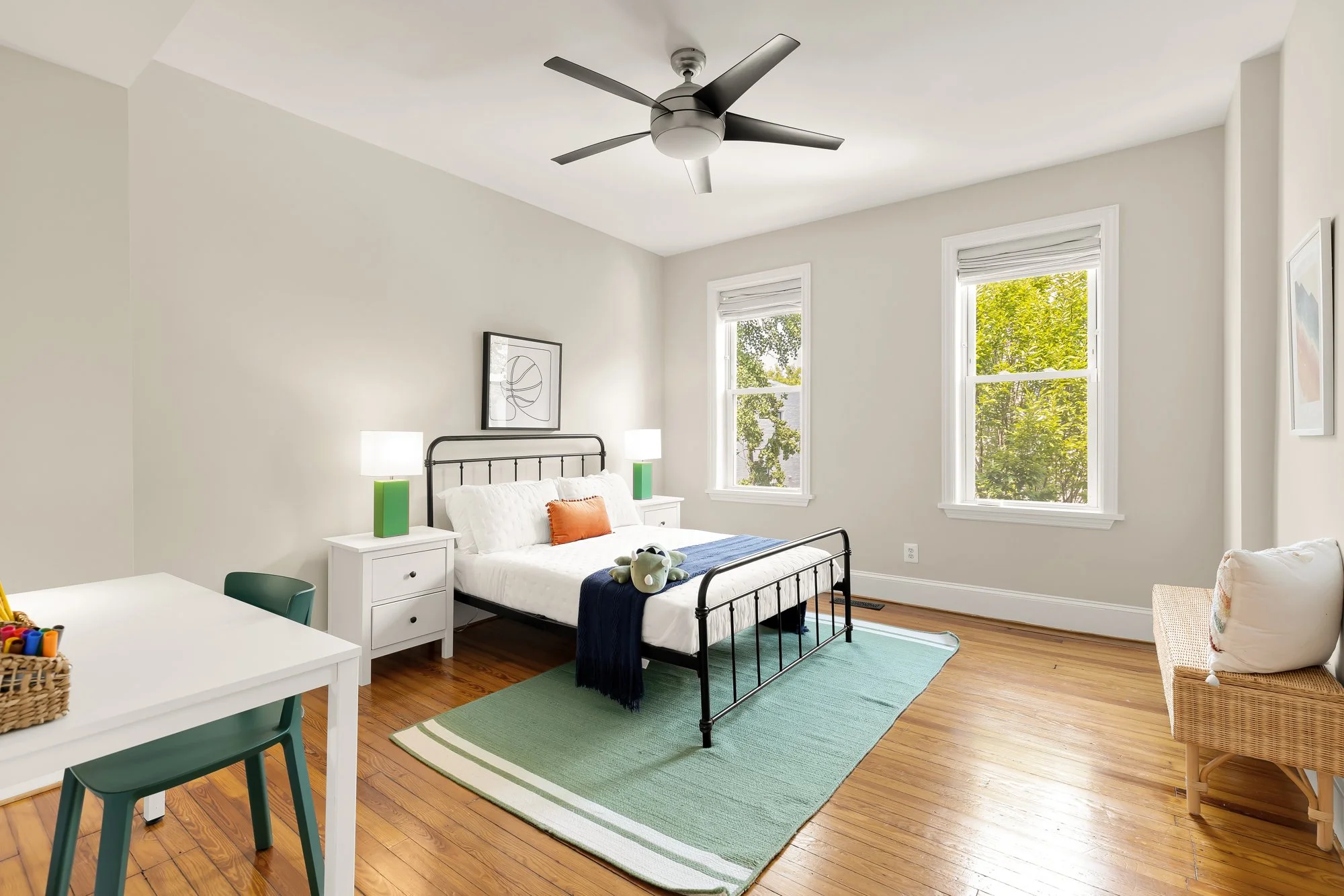 1012 10th St NE Staged-0029.jpg