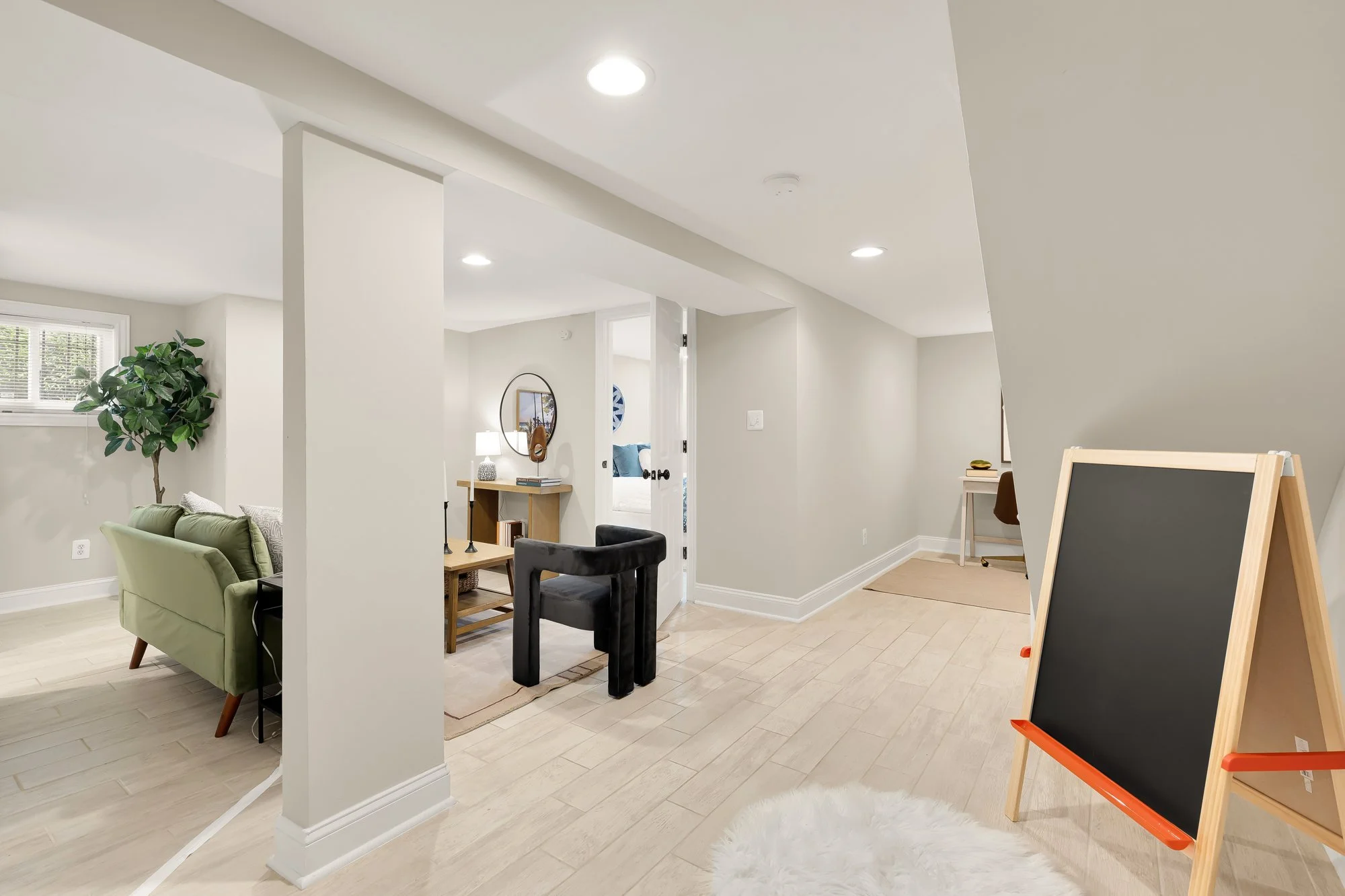 1012 10th St NE Staged-0041.jpg