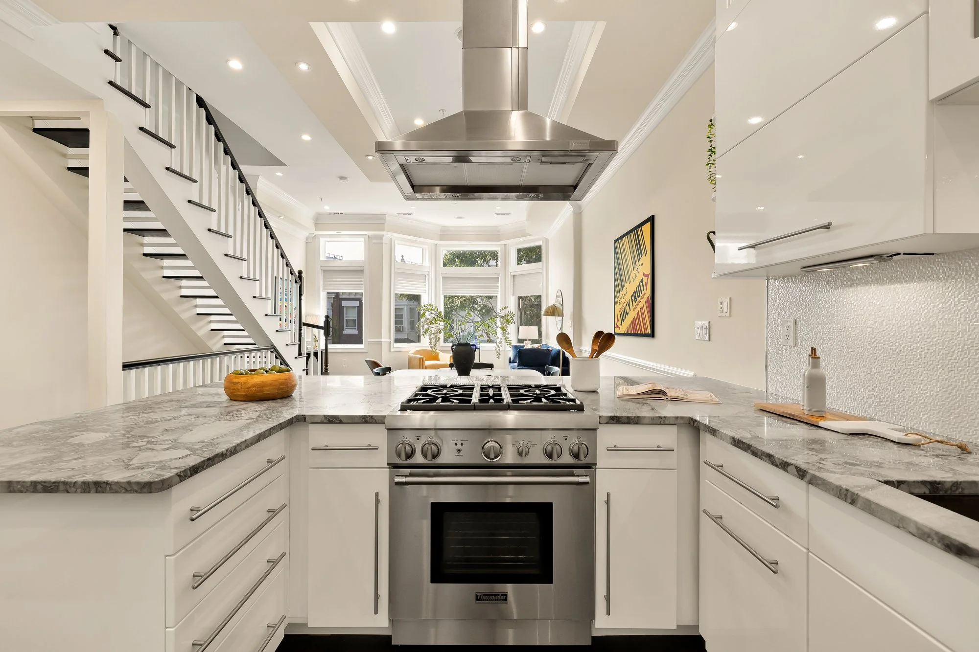 1429 Meridian Pl NW-0010.jpg