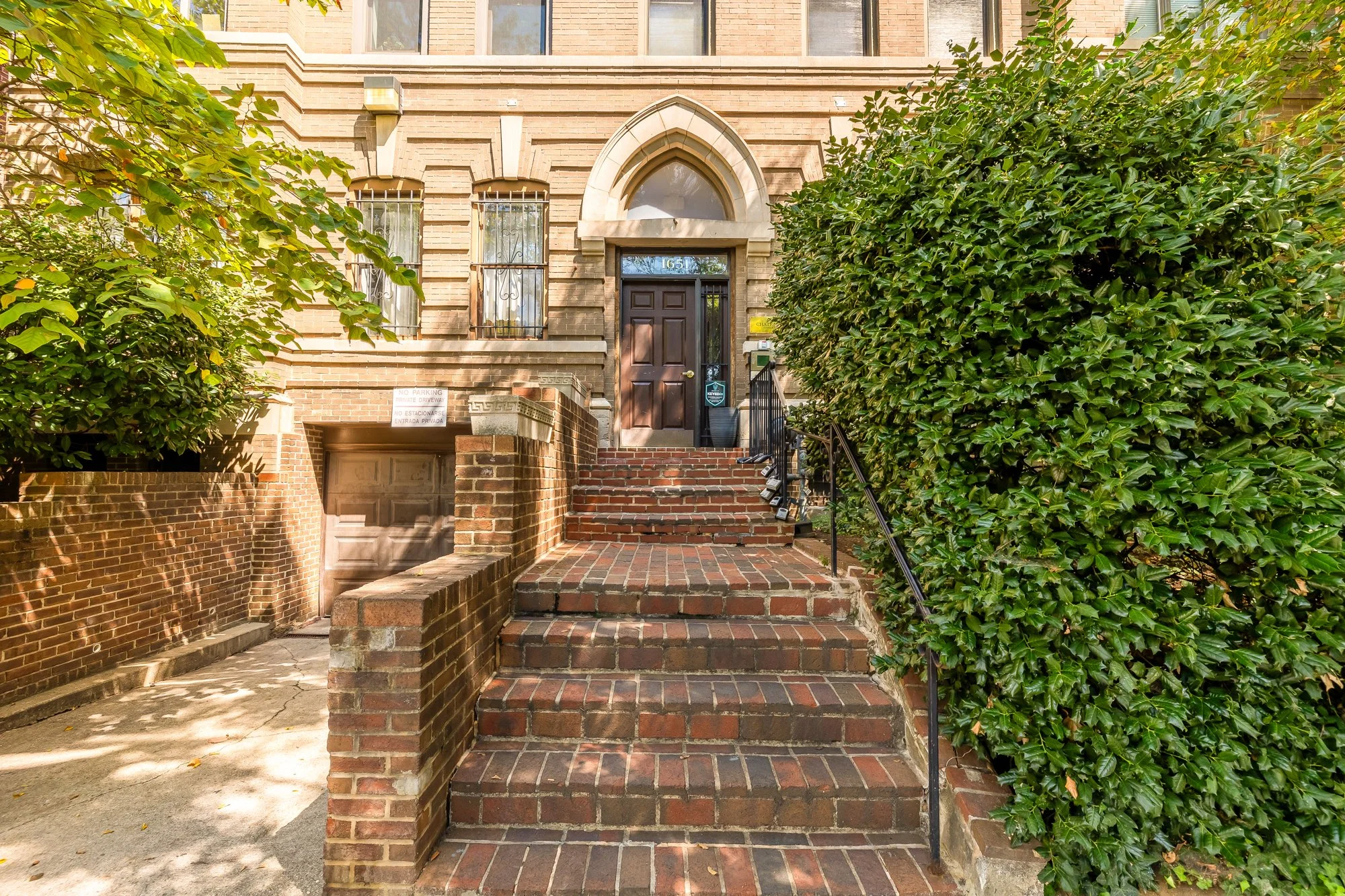 1651 Lamont St NW 1E-0002.jpg
