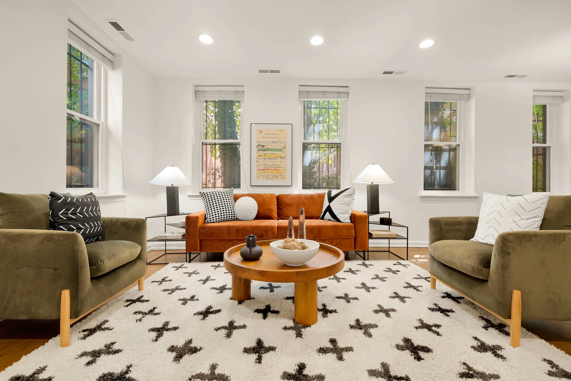 1651 Lamont St NW 1E-0008.jpg