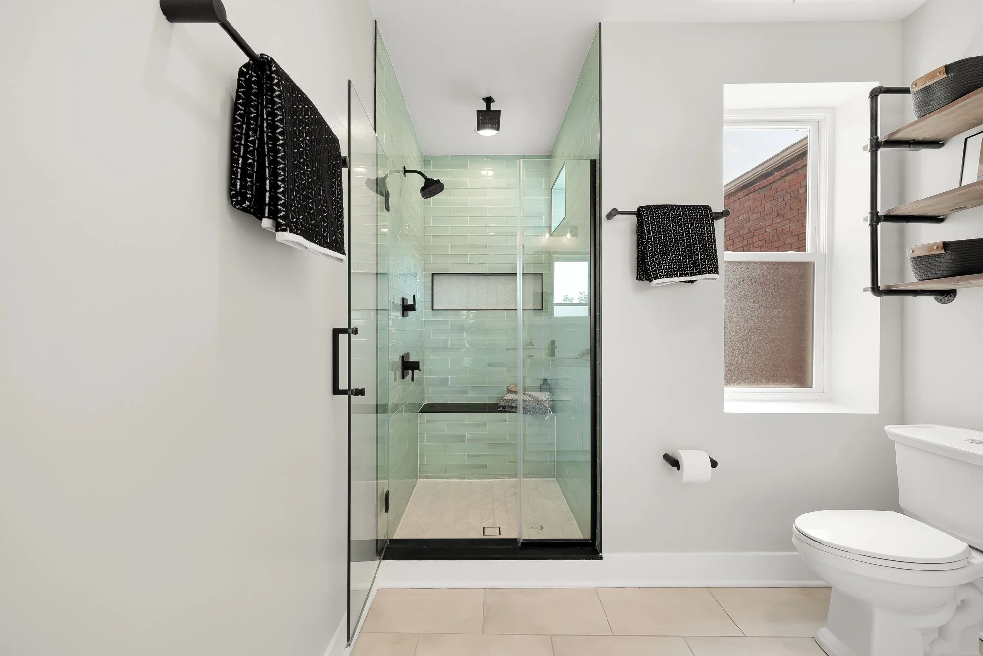 3217 13th St NW 2-0037.jpg