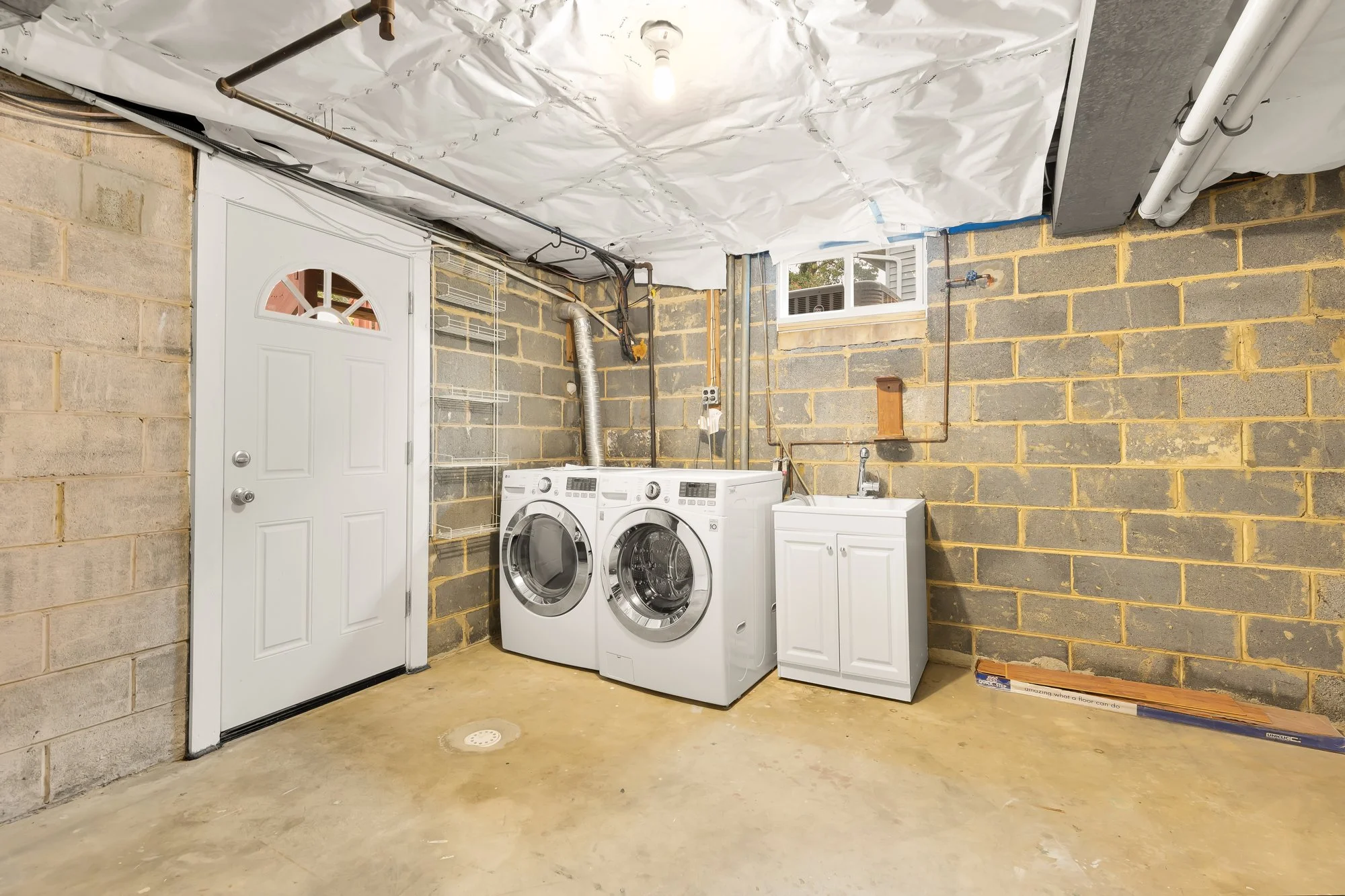 2619 Cory Terrace-0039.jpg
