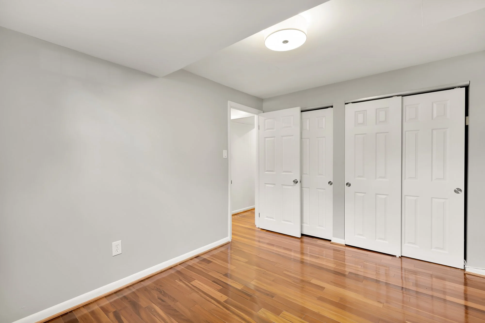 3424 Ramsgate Terrace-0039.jpg