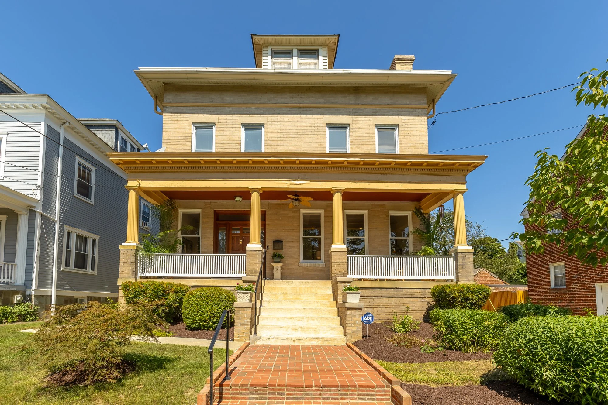 1411 Longfellow St NW-0001.jpg