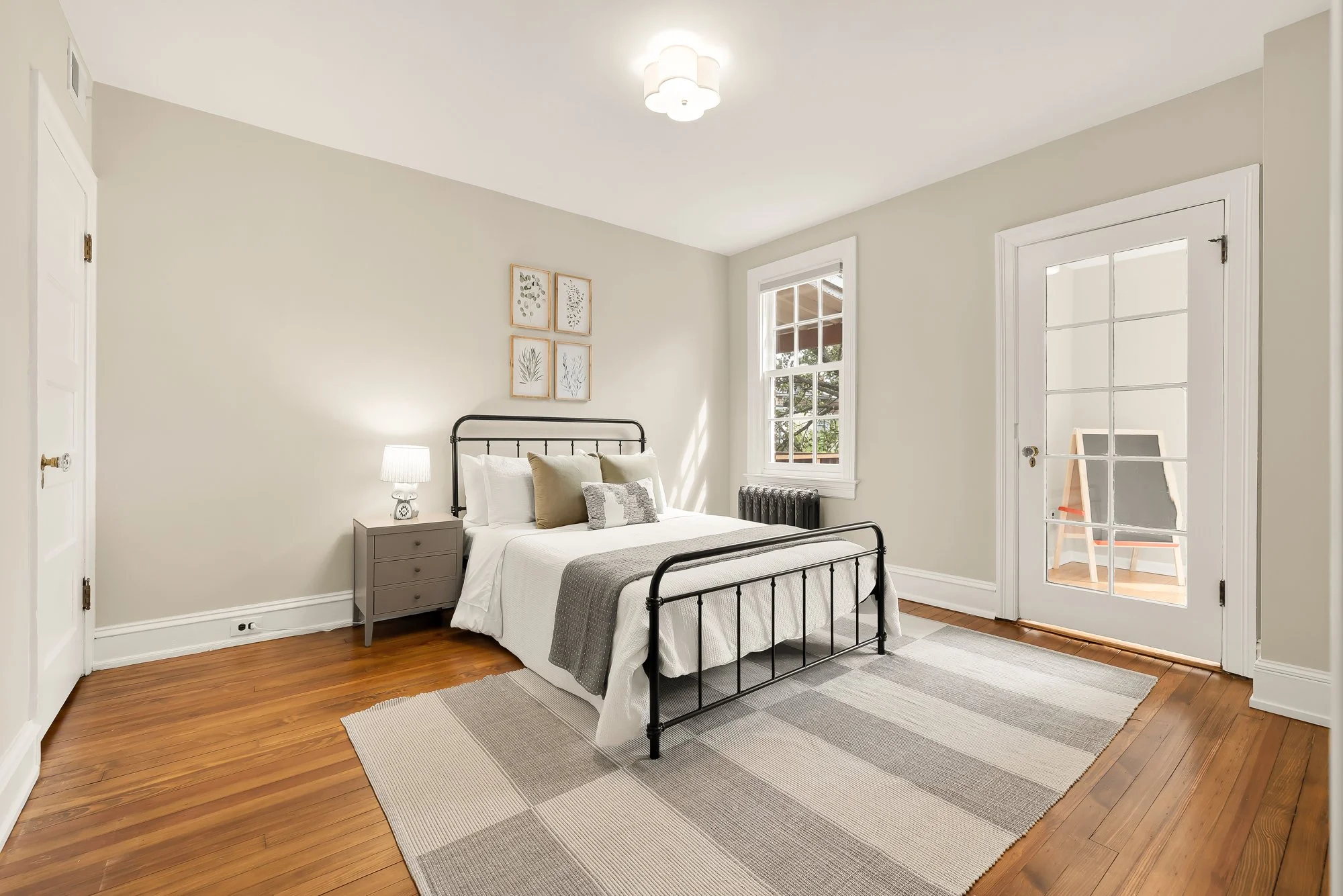 425 6th St NE-0036.jpg