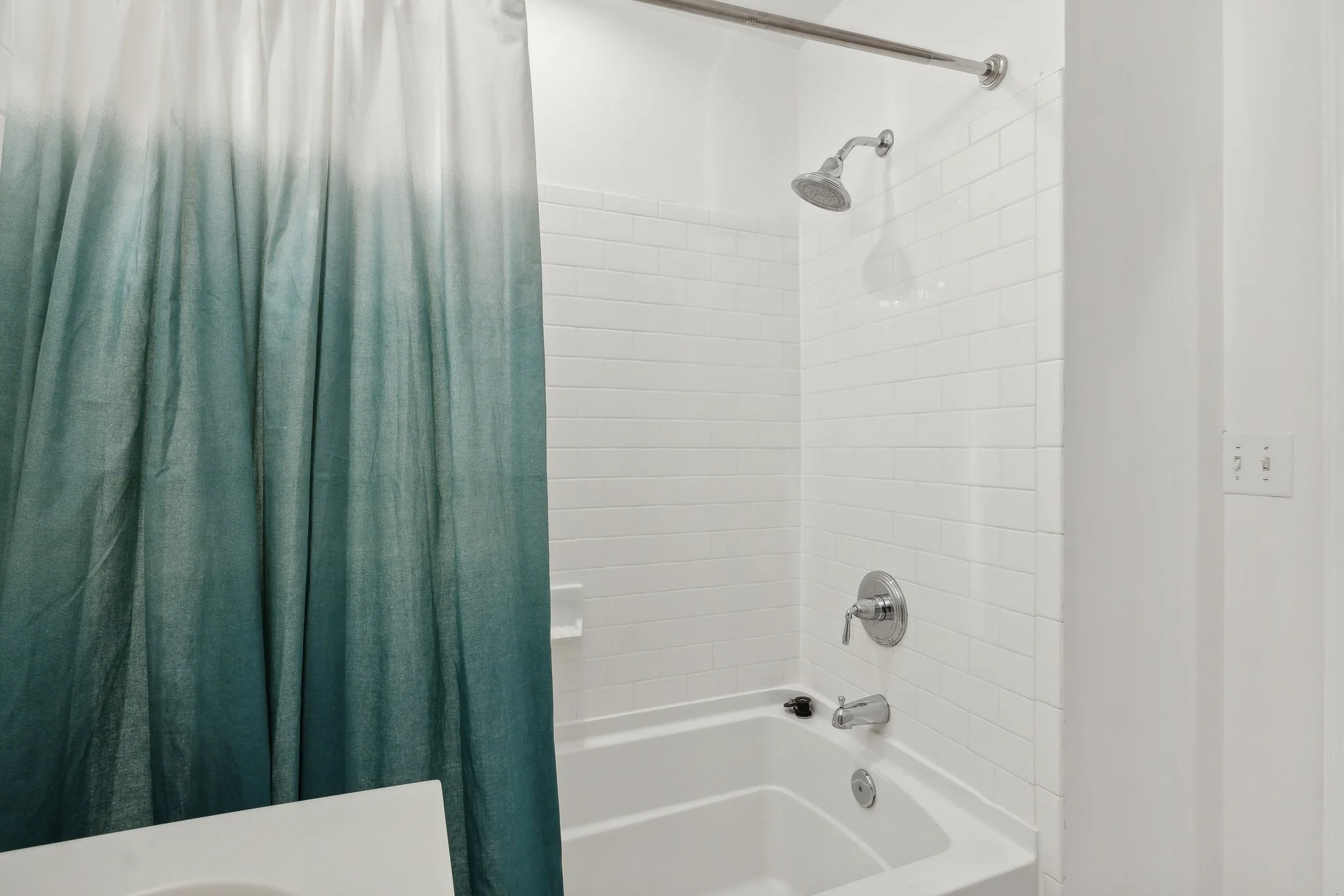 12-web-or-mls-A7409155.jpg