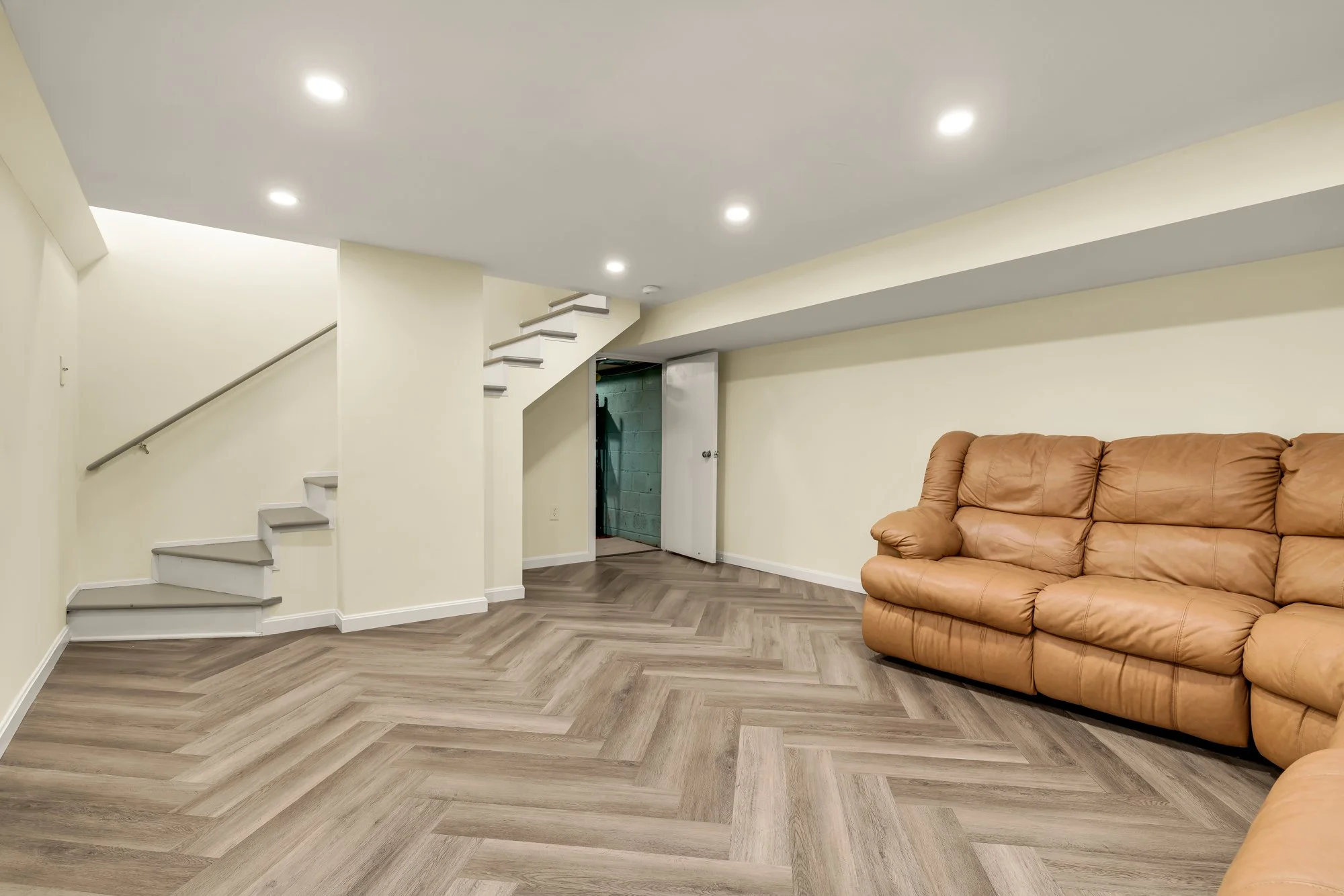 298 N St SW-0036.jpg