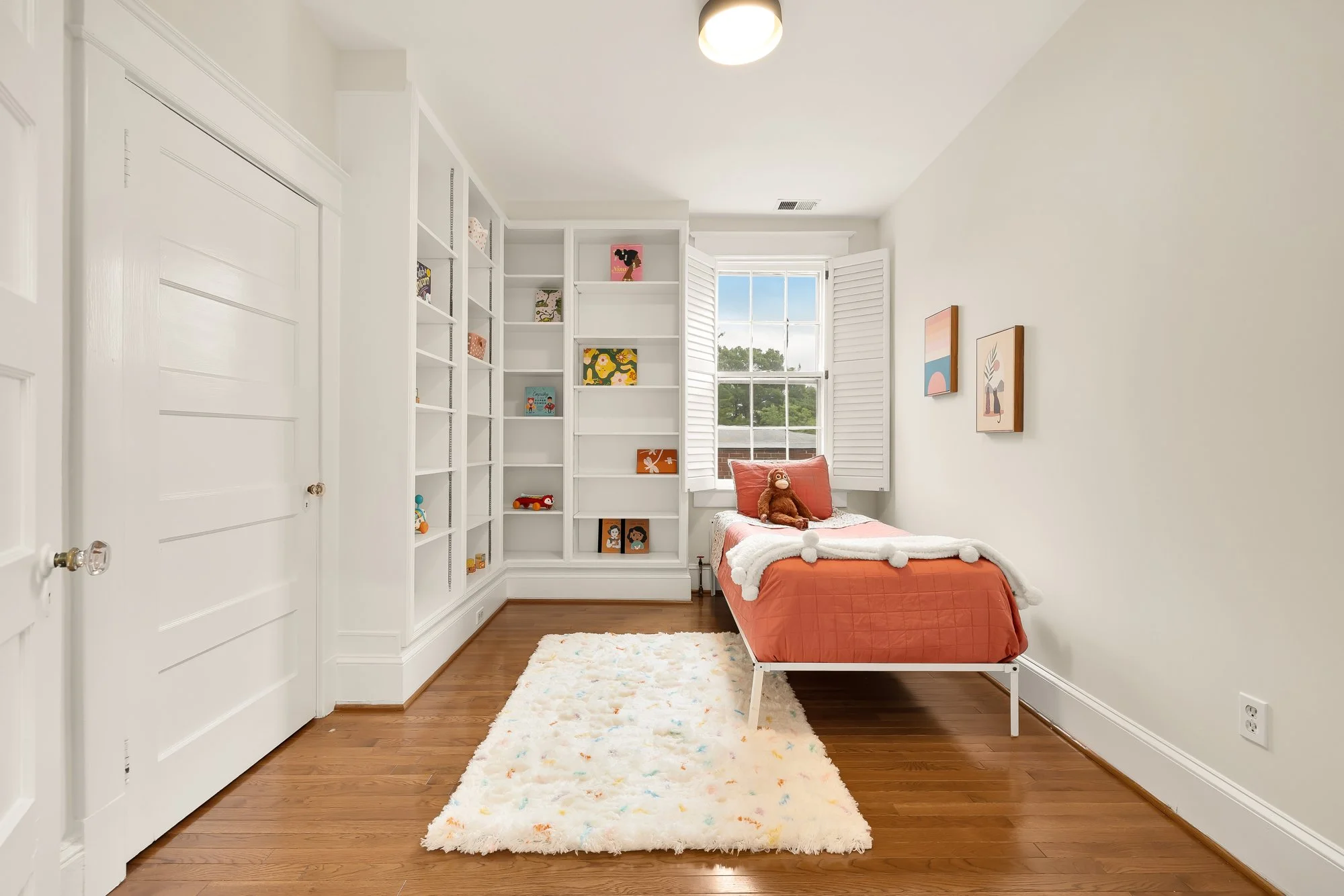2921 Tilden St NW-0040.jpg