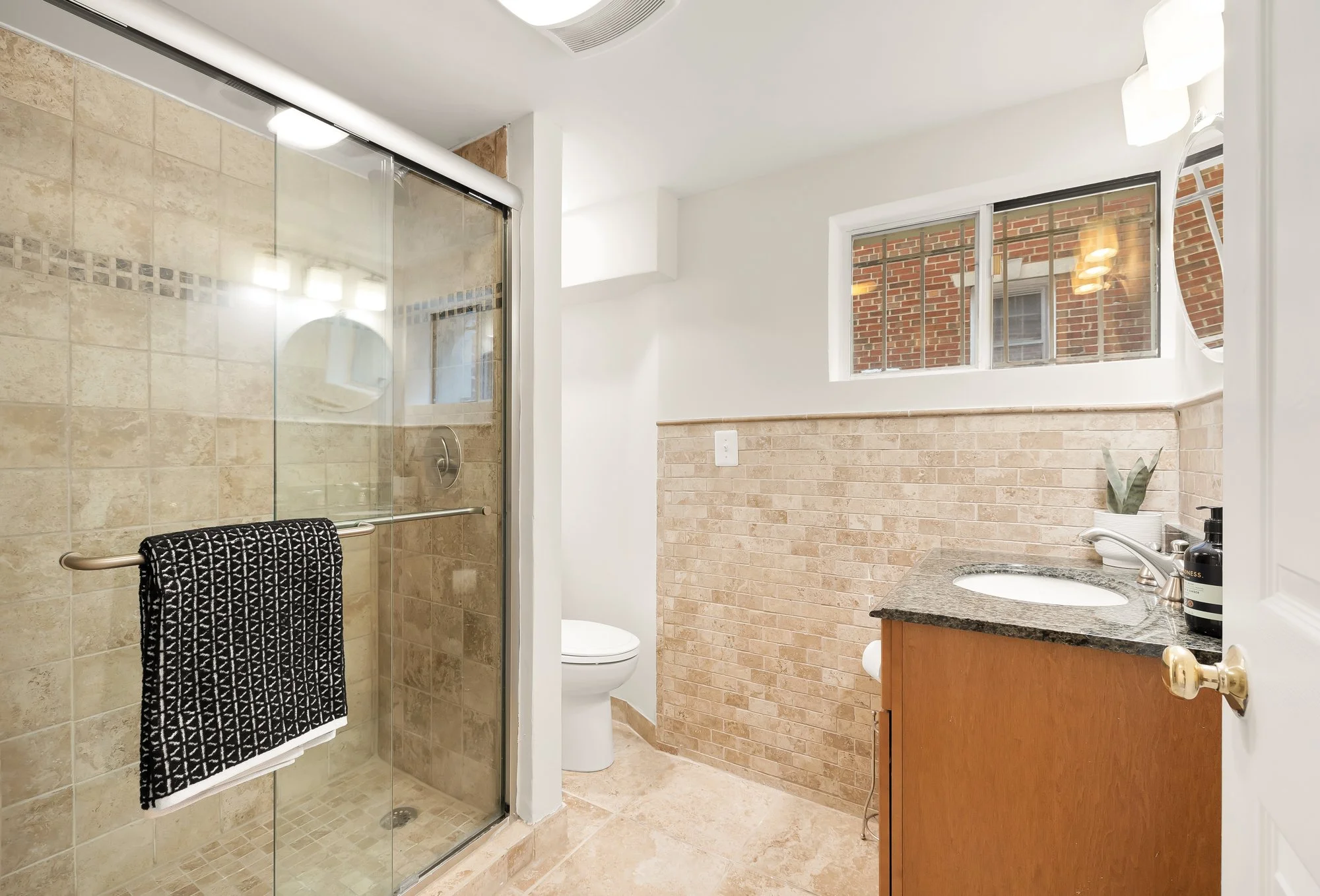 2921 Tilden St NW-0051.jpg