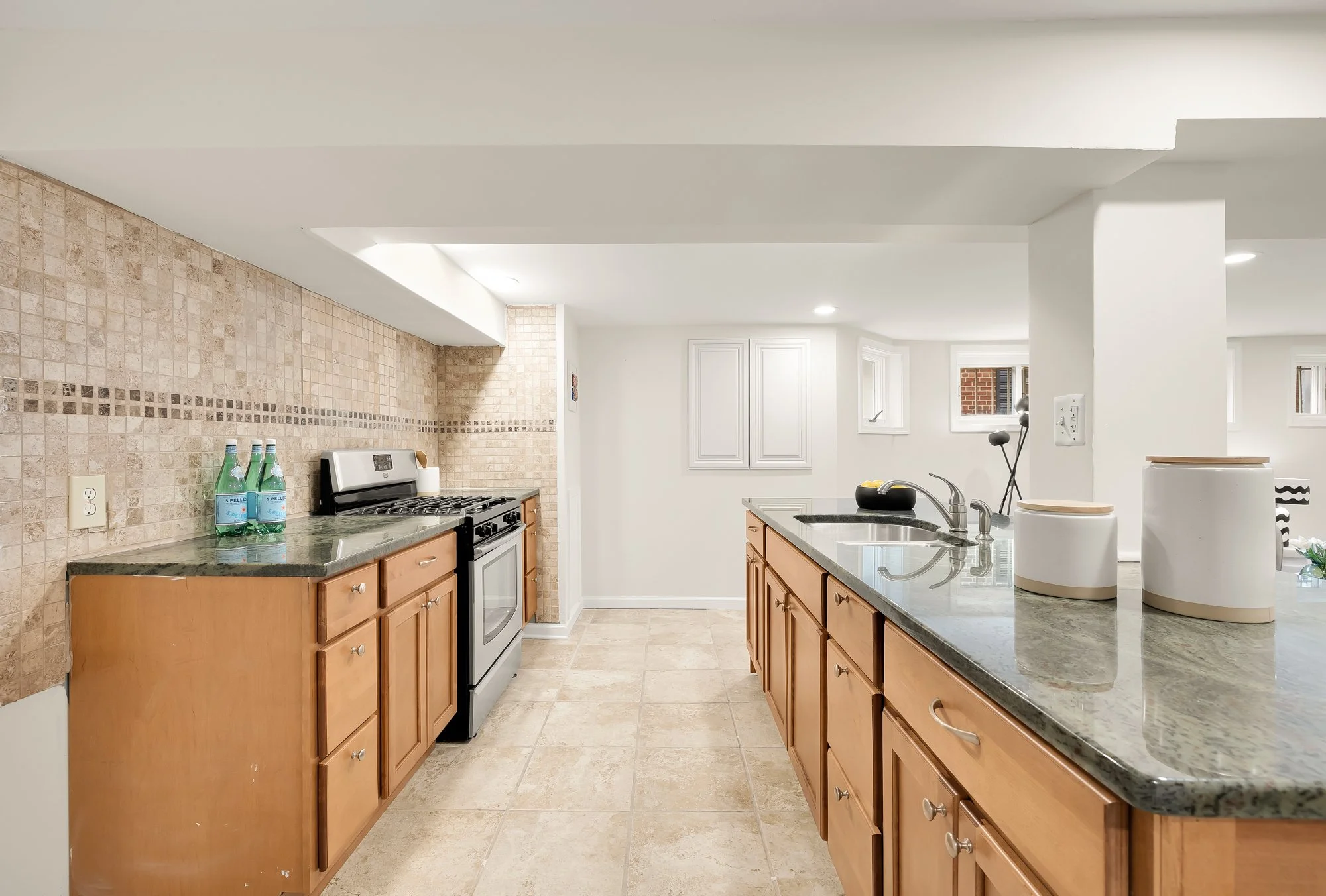 2921 Tilden St NW-0061.jpg