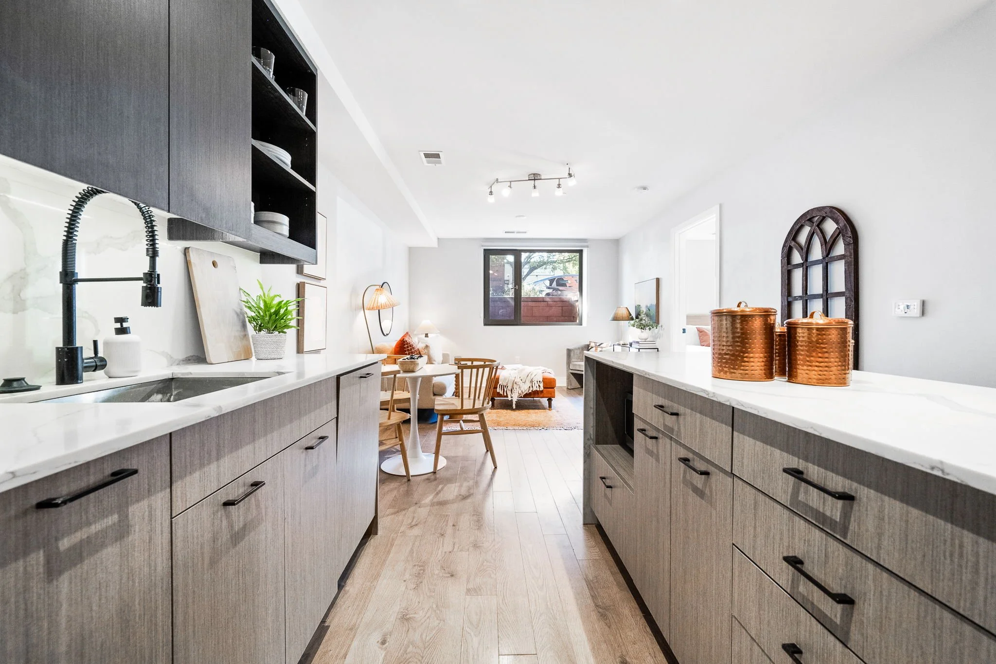 2-web-or-mls-900 11th St SE g07-Washington, DC 20003-2.jpg