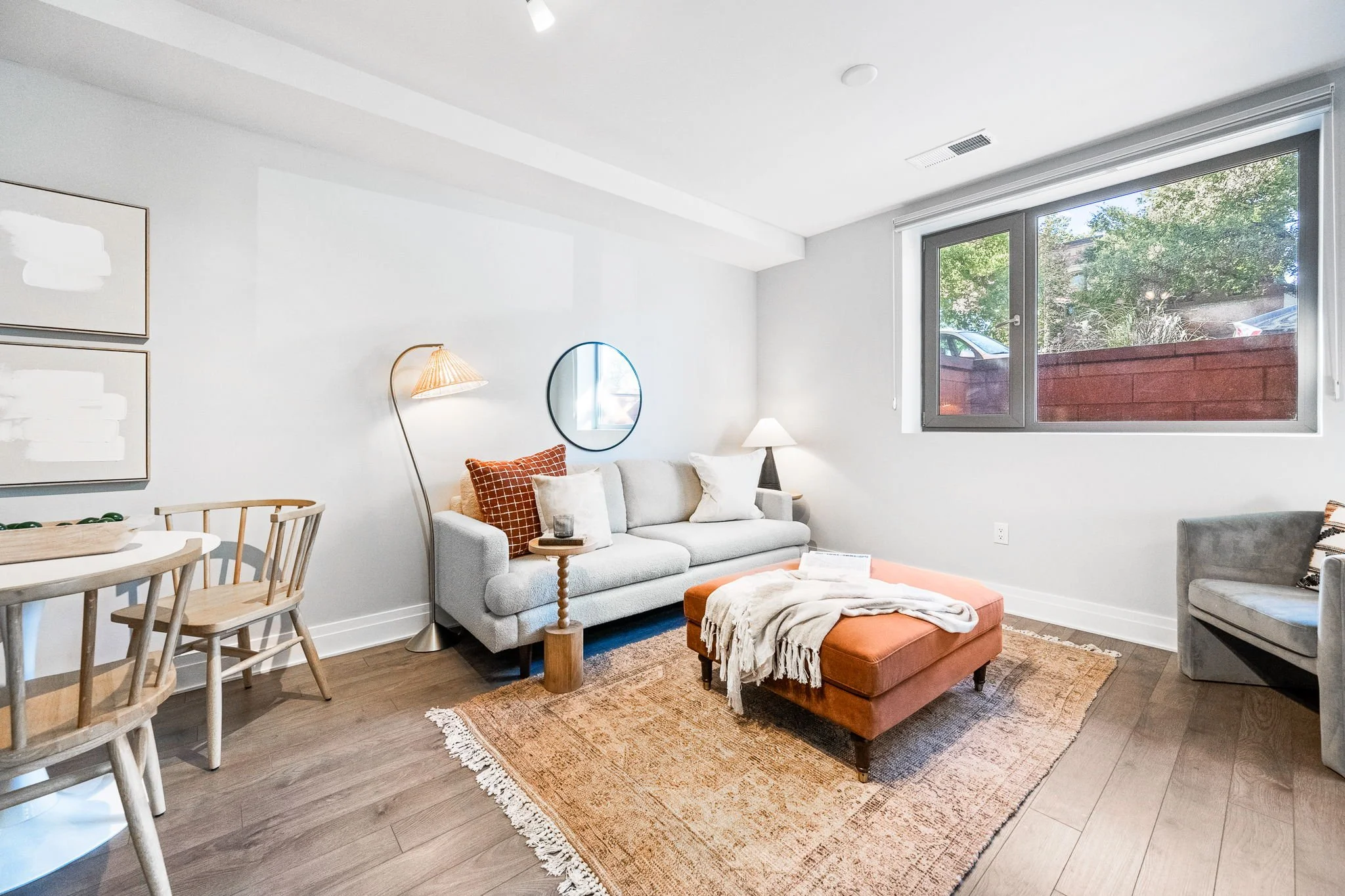 5-web-or-mls-900 11th St SE g07-Washington, DC 20003-5.jpg