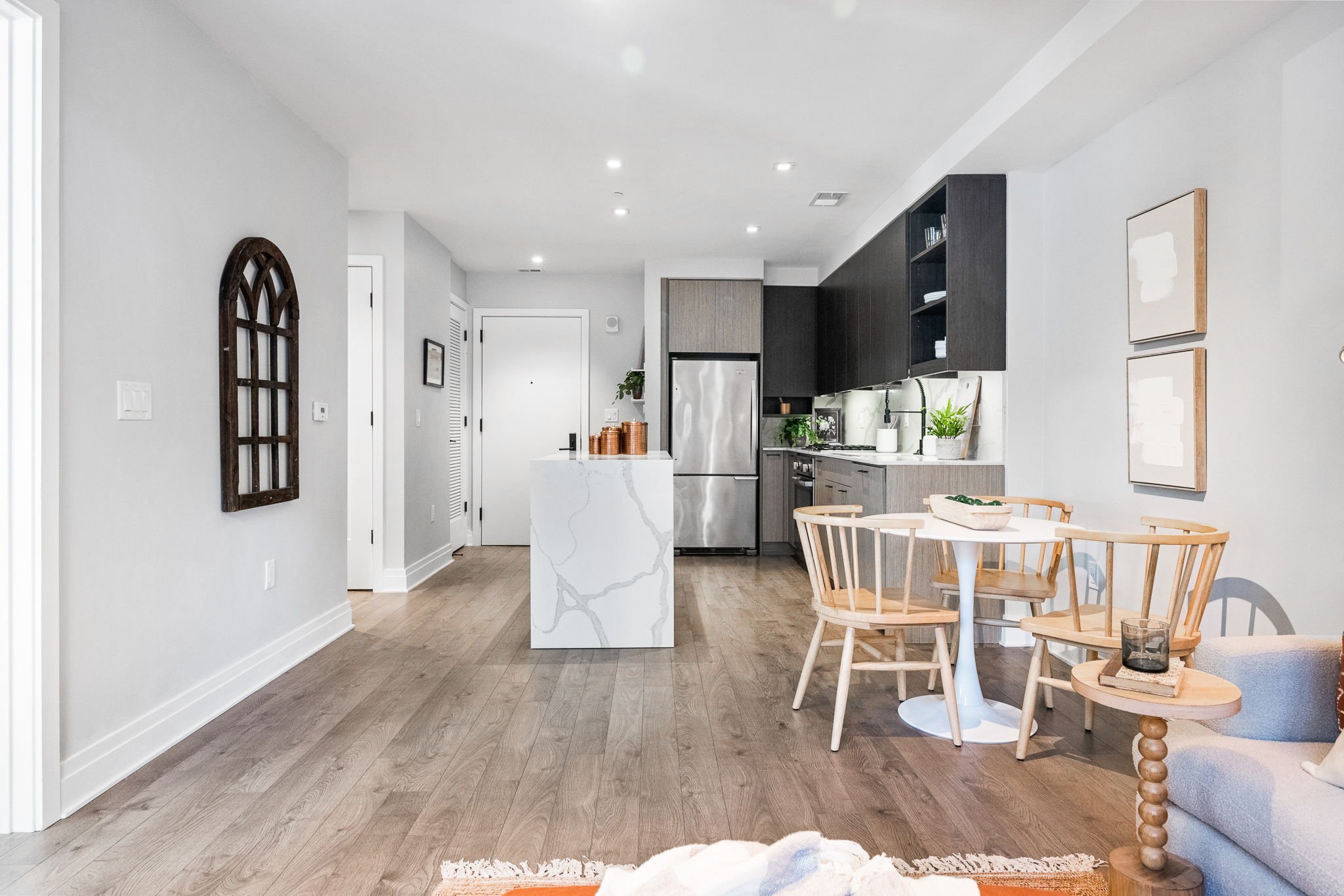 7-web-or-mls-900 11th St SE g07-Washington, DC 20003-7.jpg
